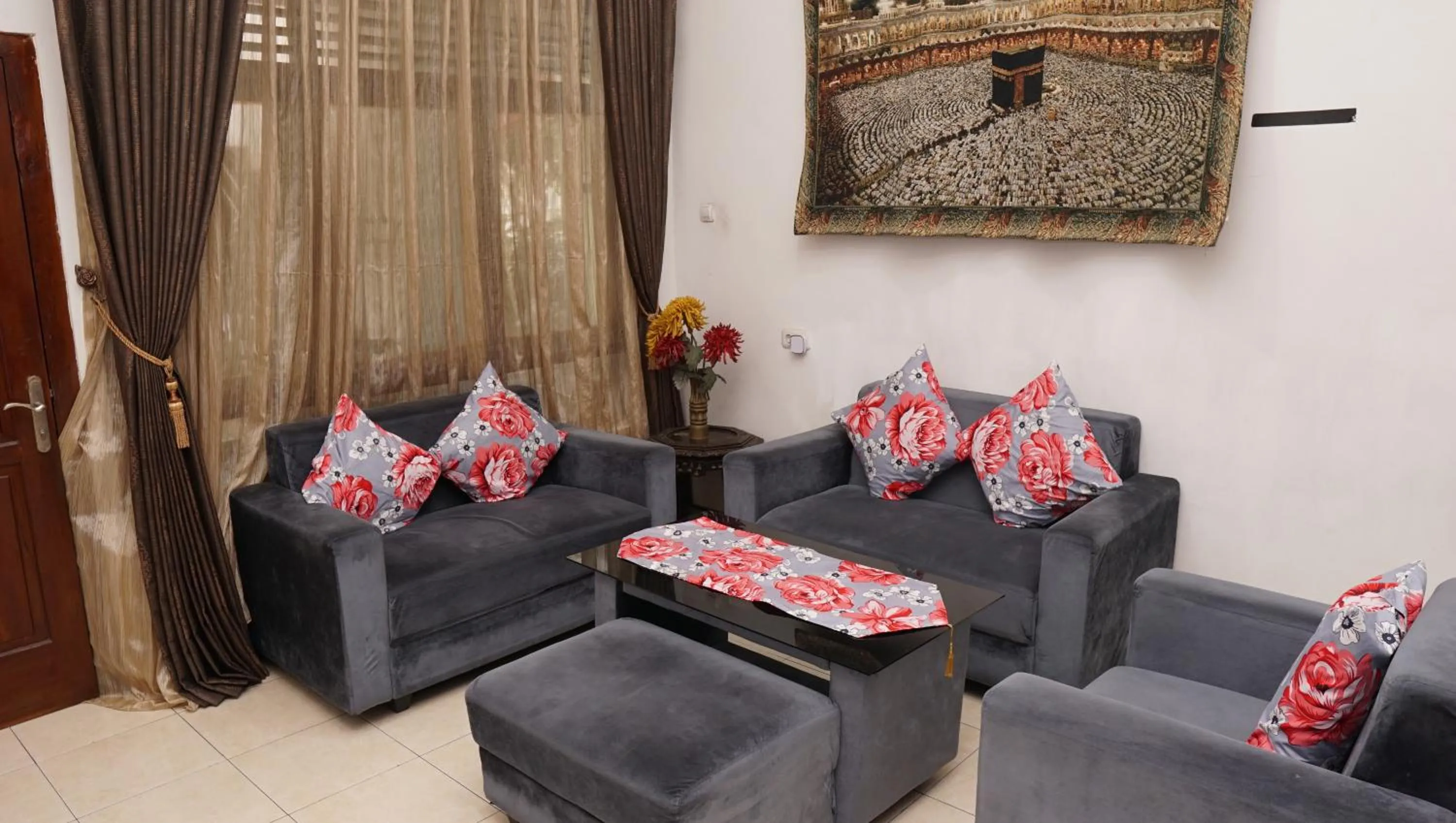 Living room in Jazz Room Kampung Inggris Syariah