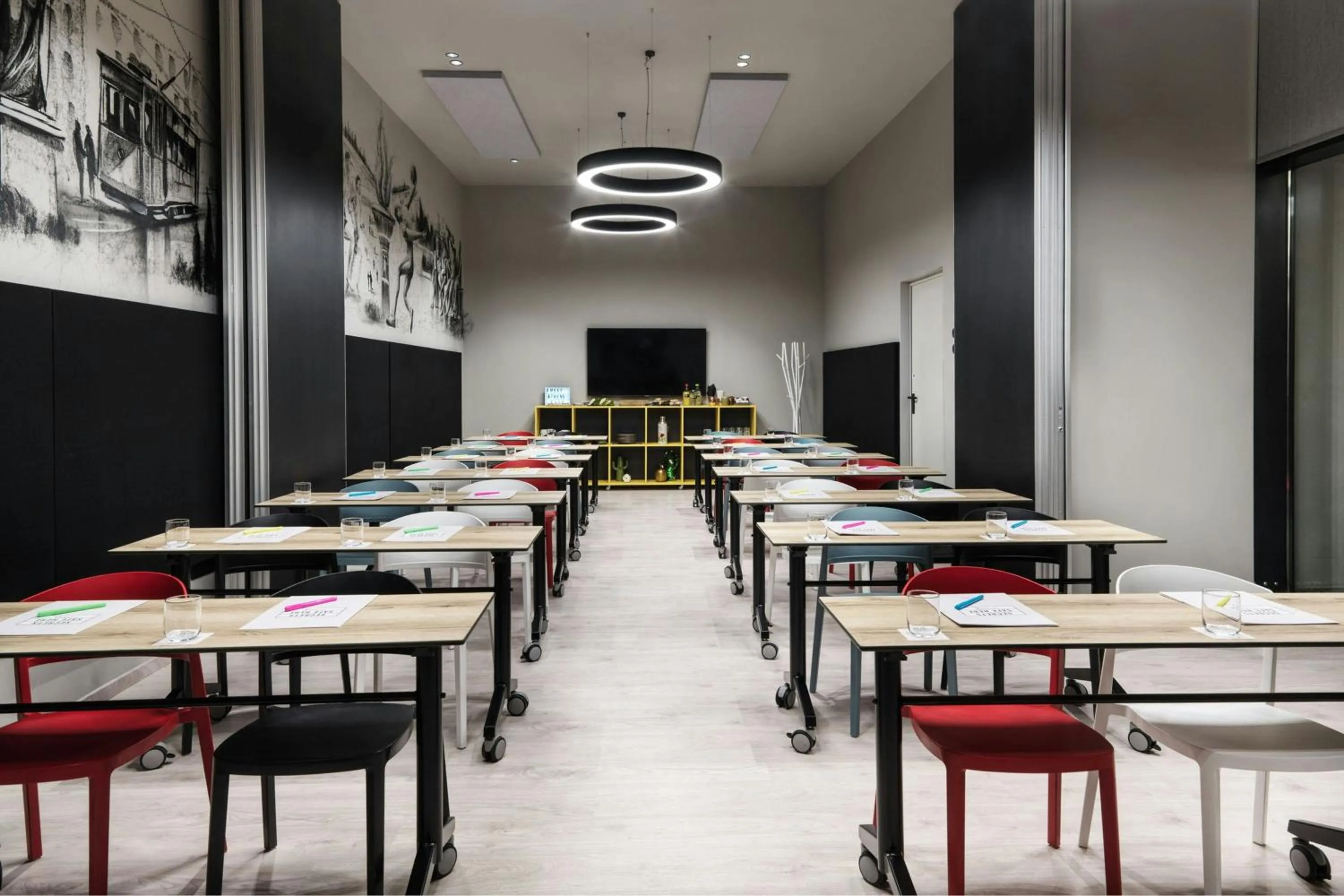 Meeting/conference room in Moxy Athens City