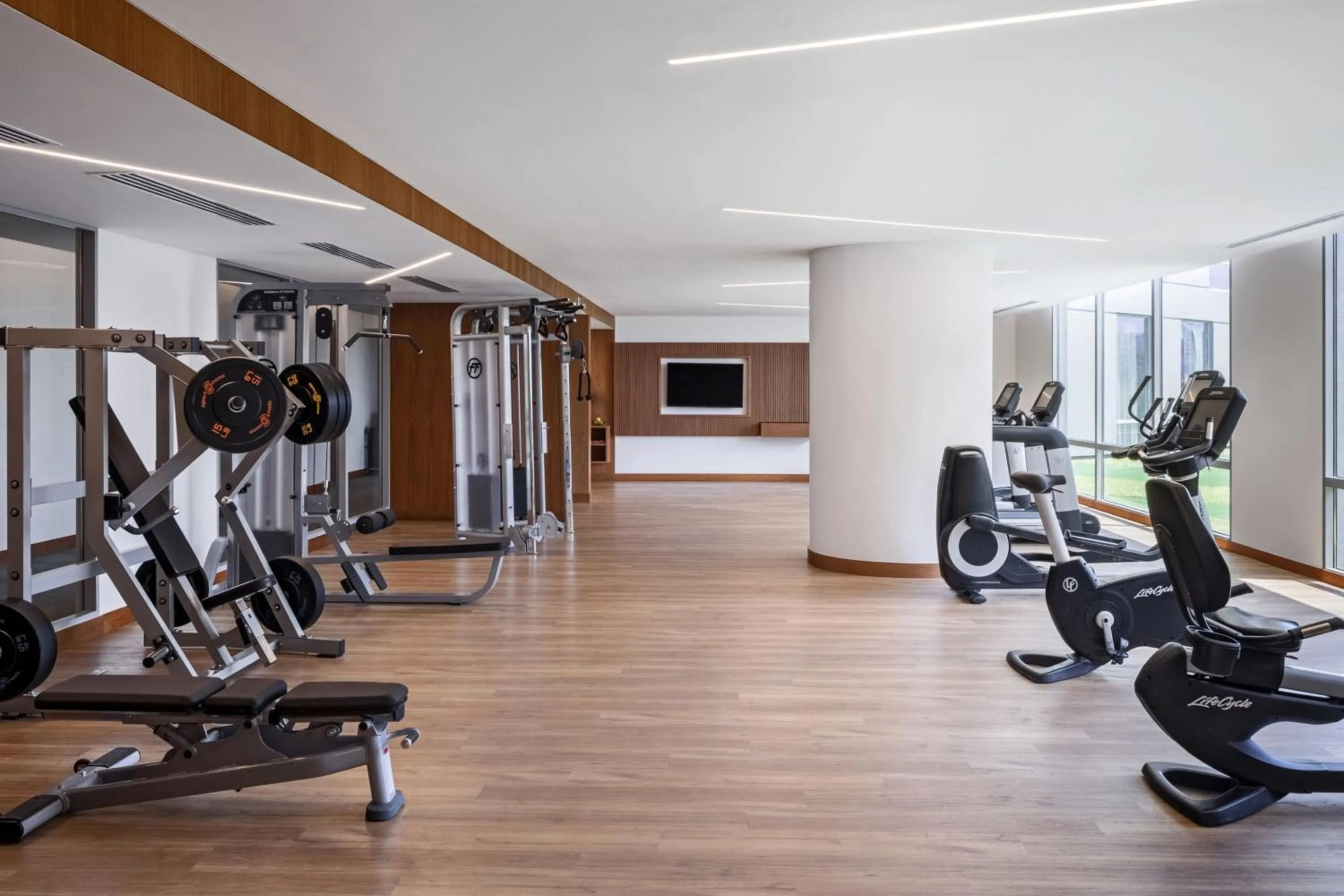 Fitness centre/facilities in Barranquilla Marriott Hotel