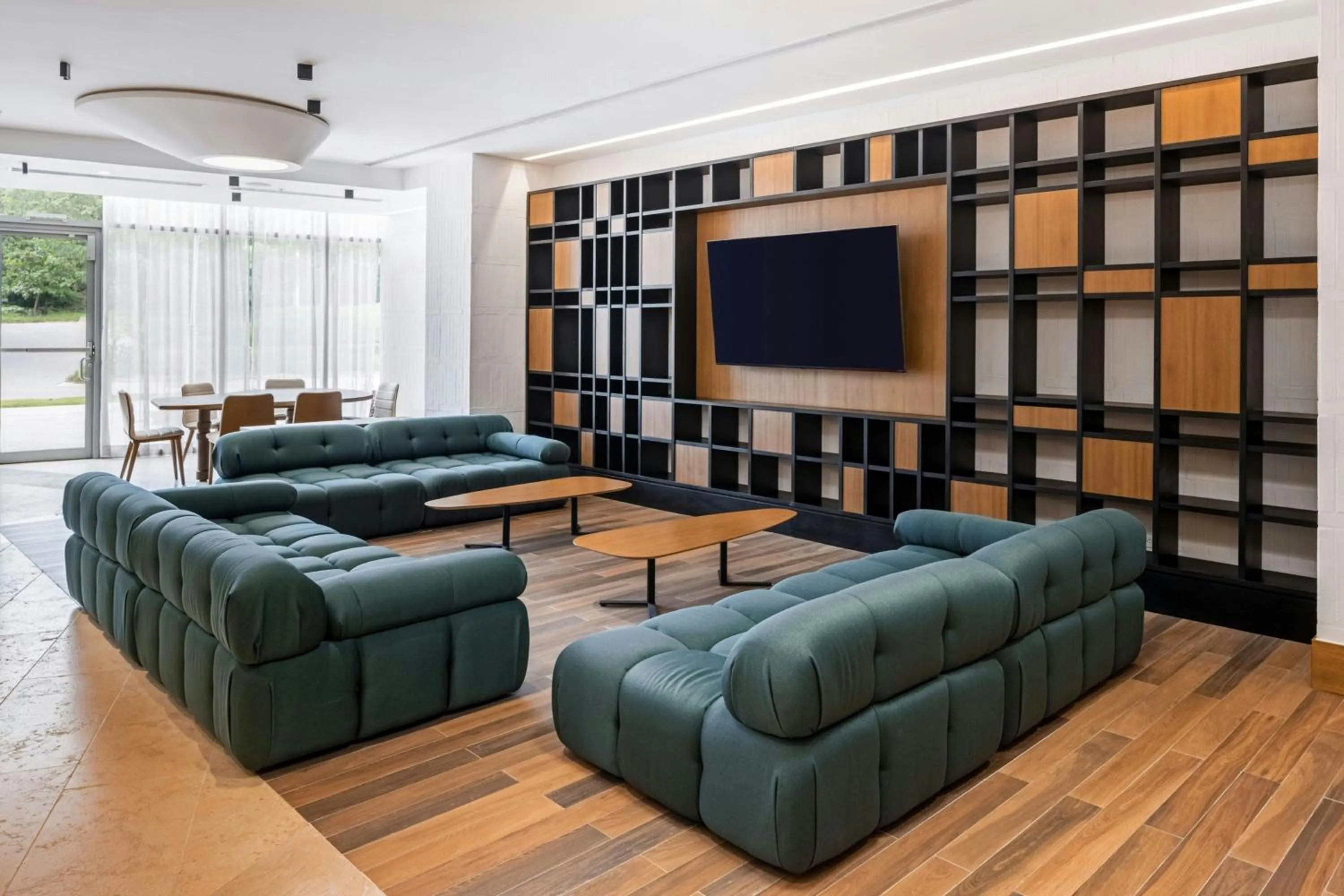 Restaurant/places to eat in Barranquilla Marriott Hotel