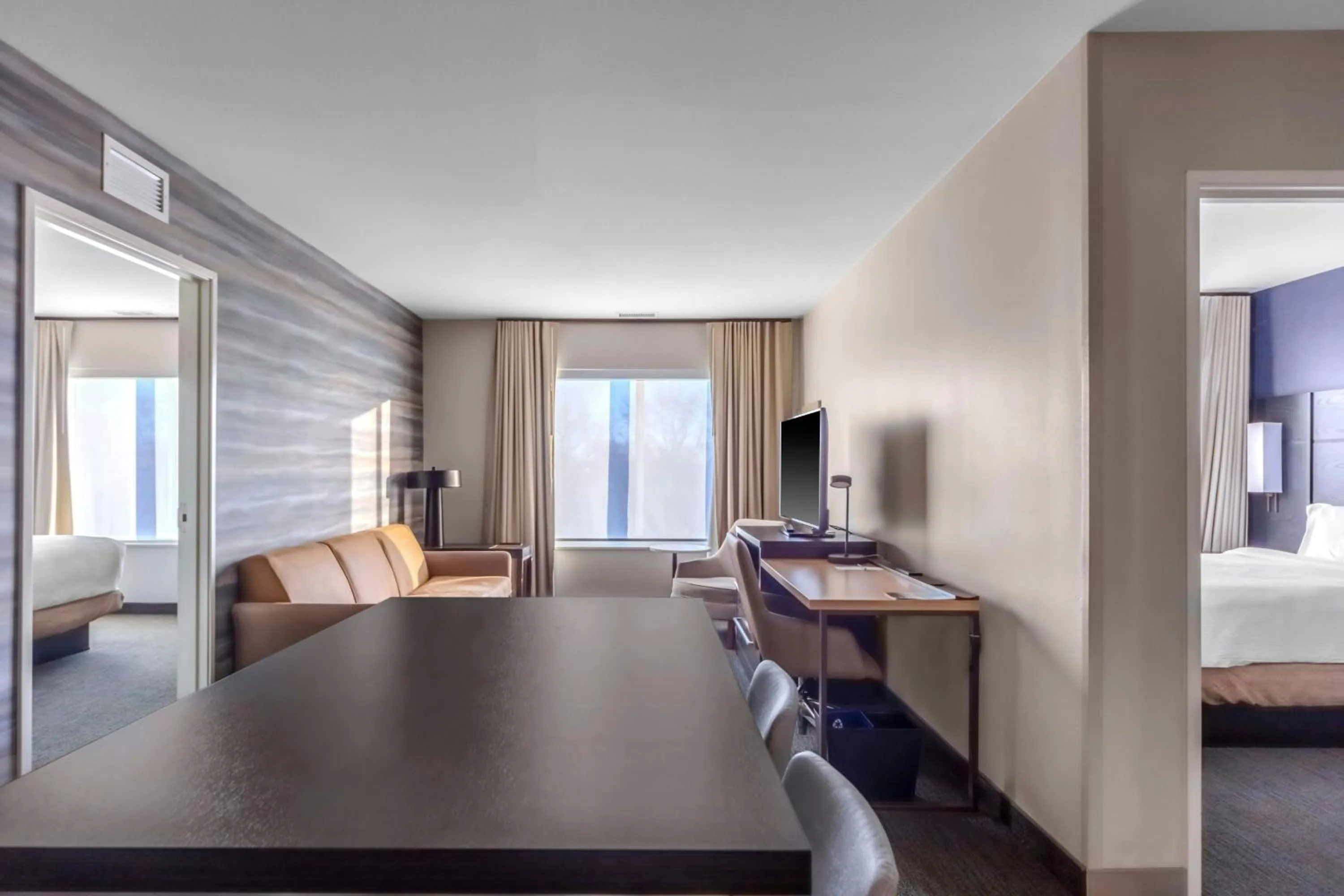 Bedroom, Bed in Residence Inn by Marriott Detroit Sterling Heights