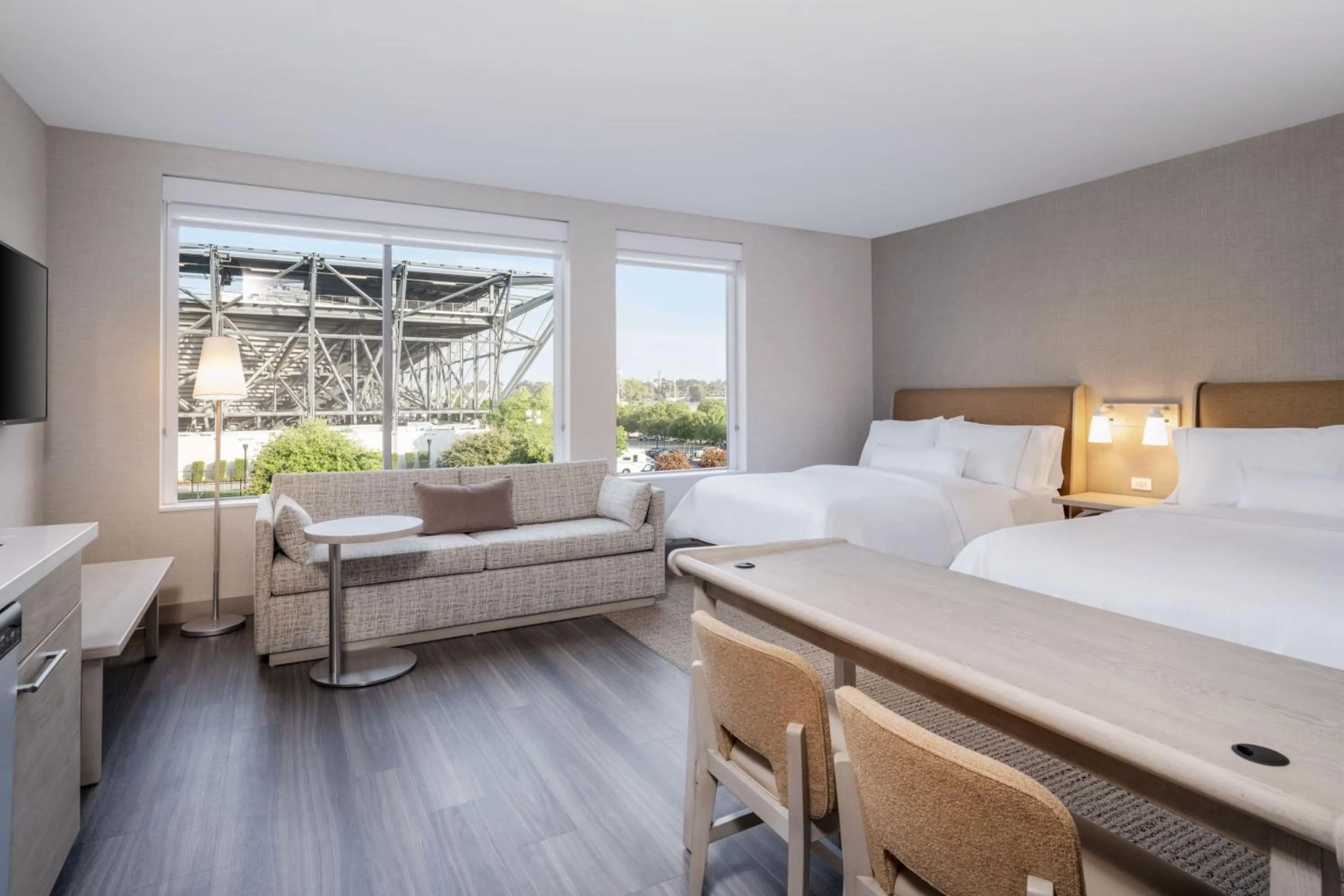 Living room, Bed in Element San Jose Airport