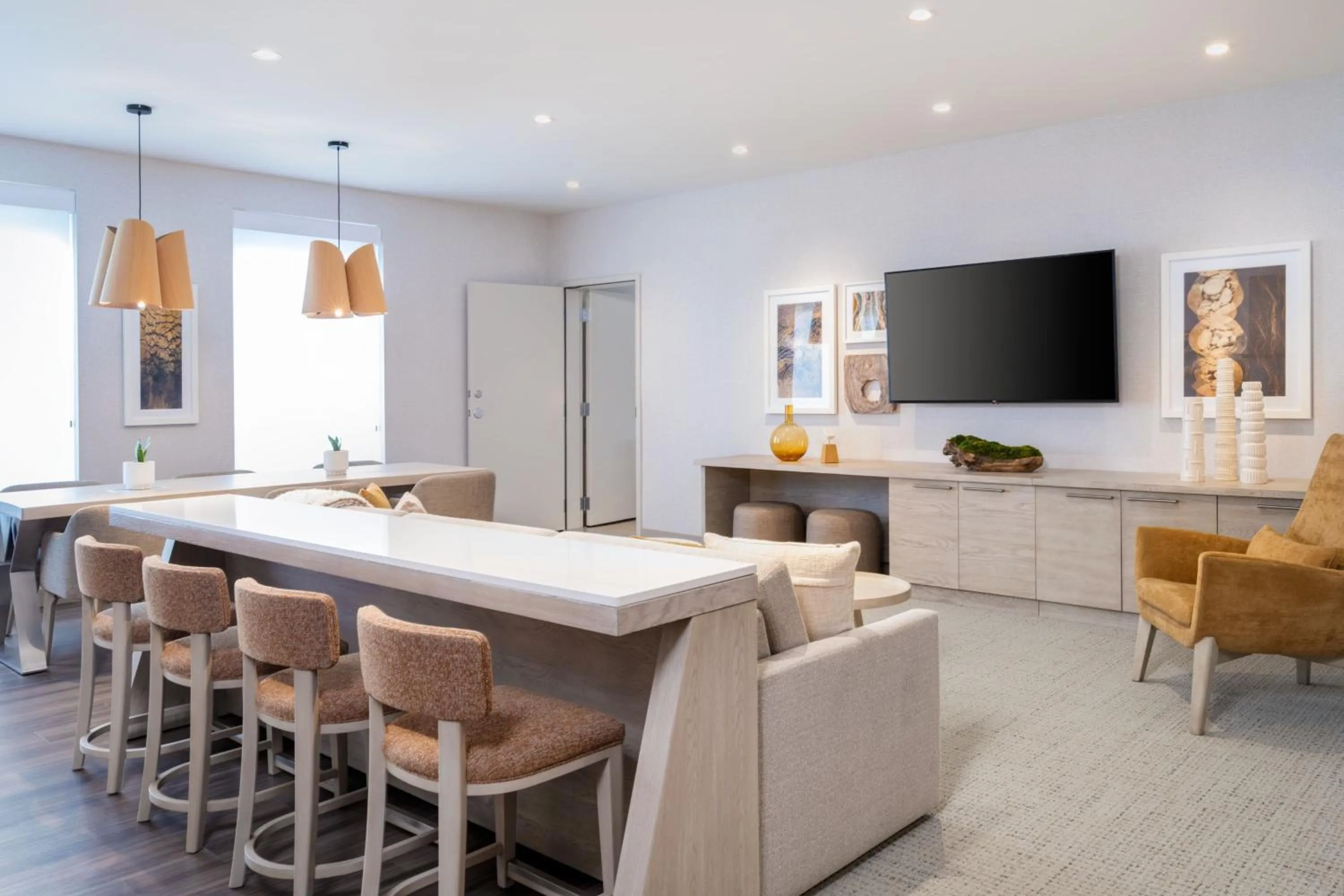 Living room in Element San Jose Airport