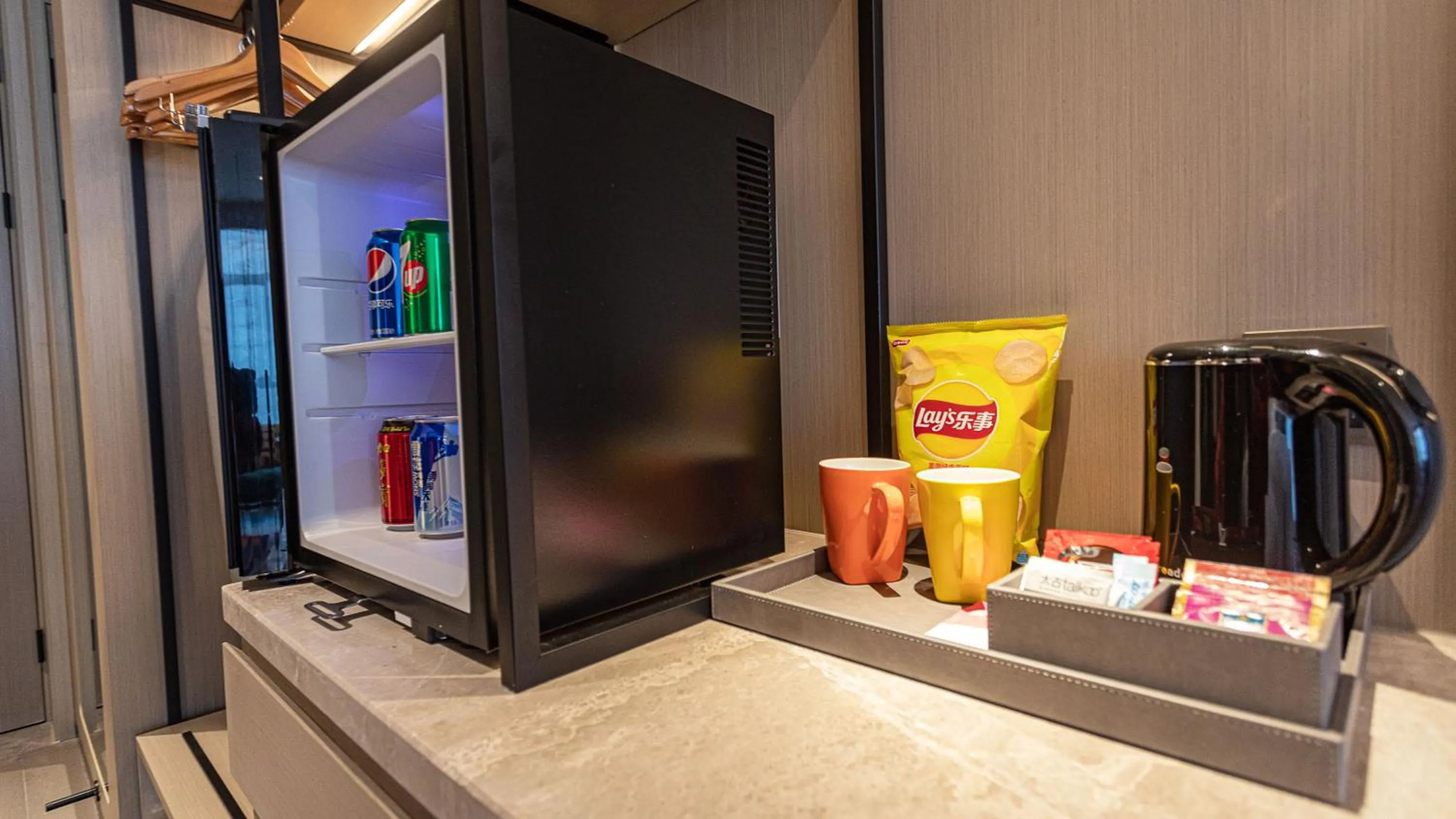 room service in Aloft Shijiazhuang