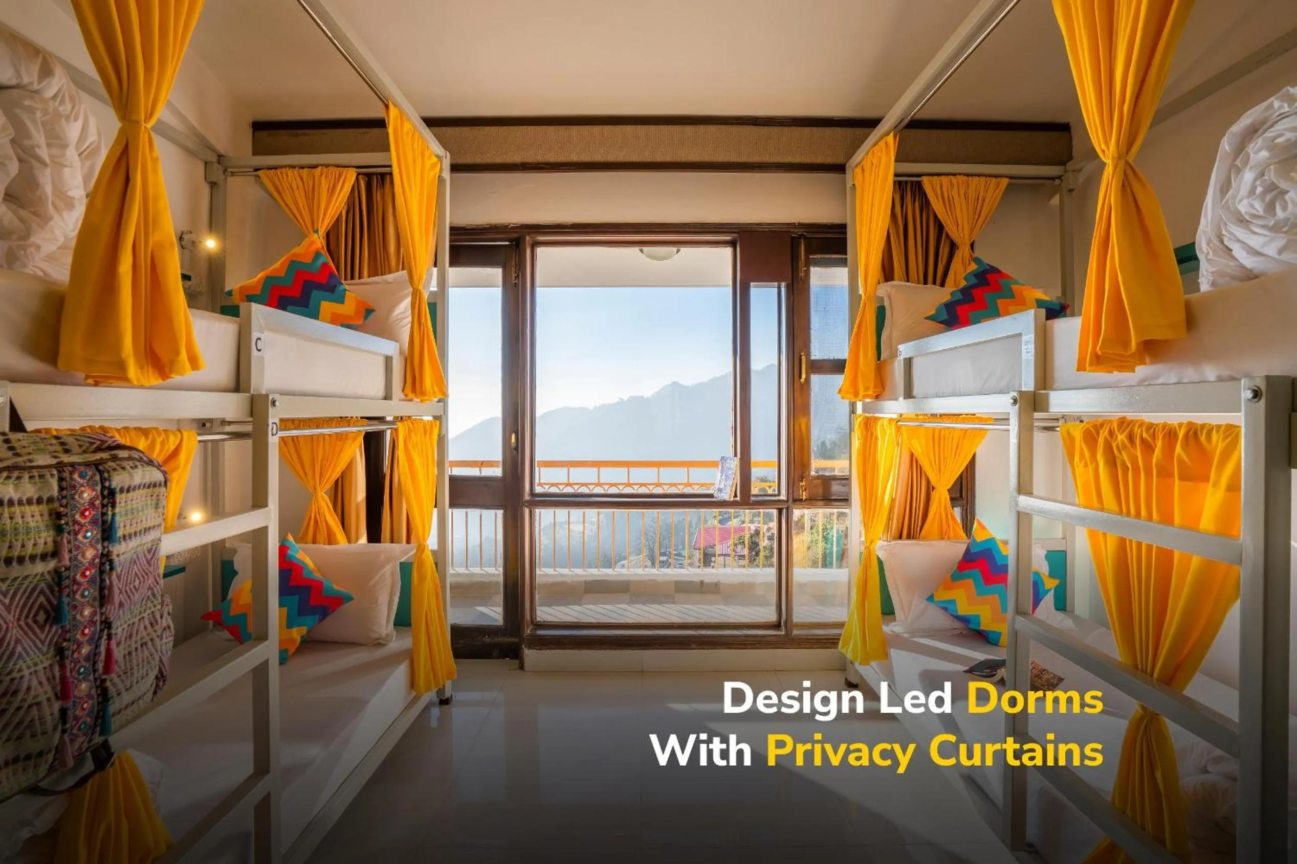 Bed in goSTOPS Mussoorie, Picture Palace