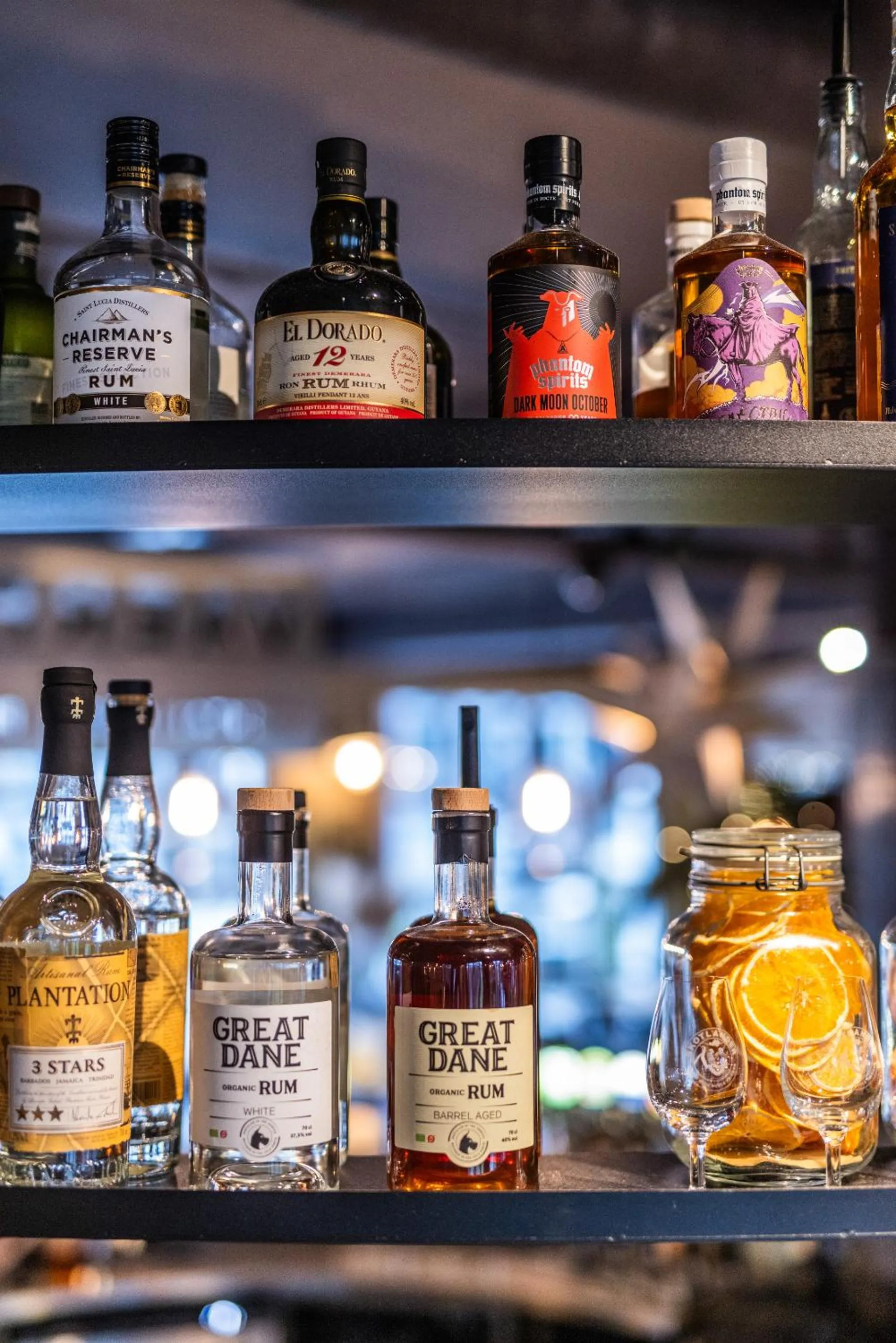 Lounge or bar in Pier 5 Hotel