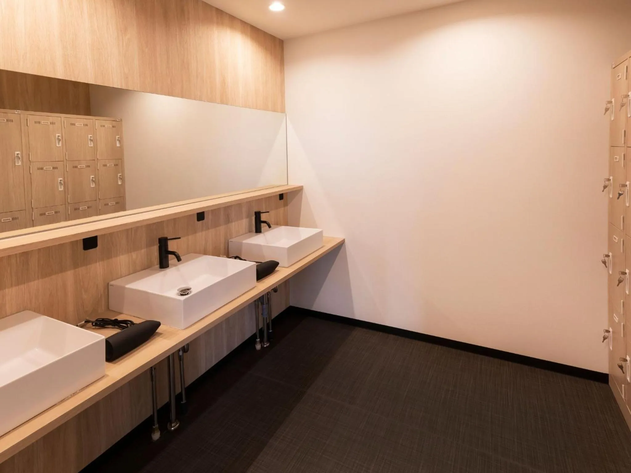 Public Bath in CABIN&HOTEL CONSTANT NAHA