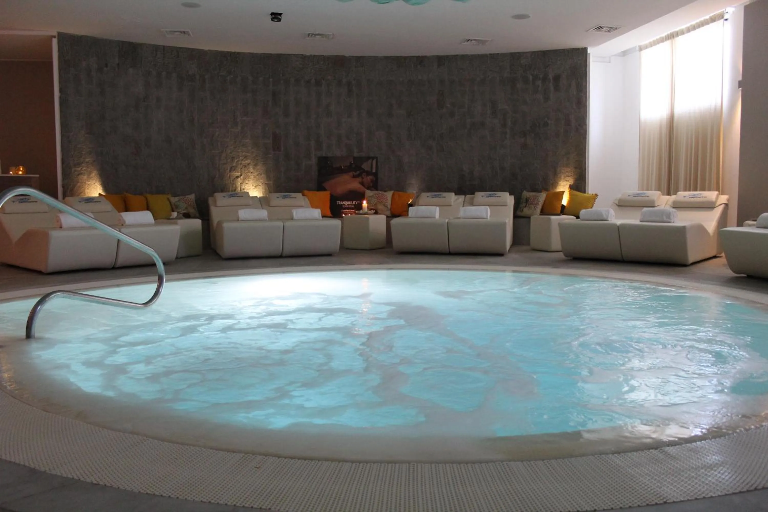 Hot Tub in Towers Hotel Stabiae Sorrento Coast