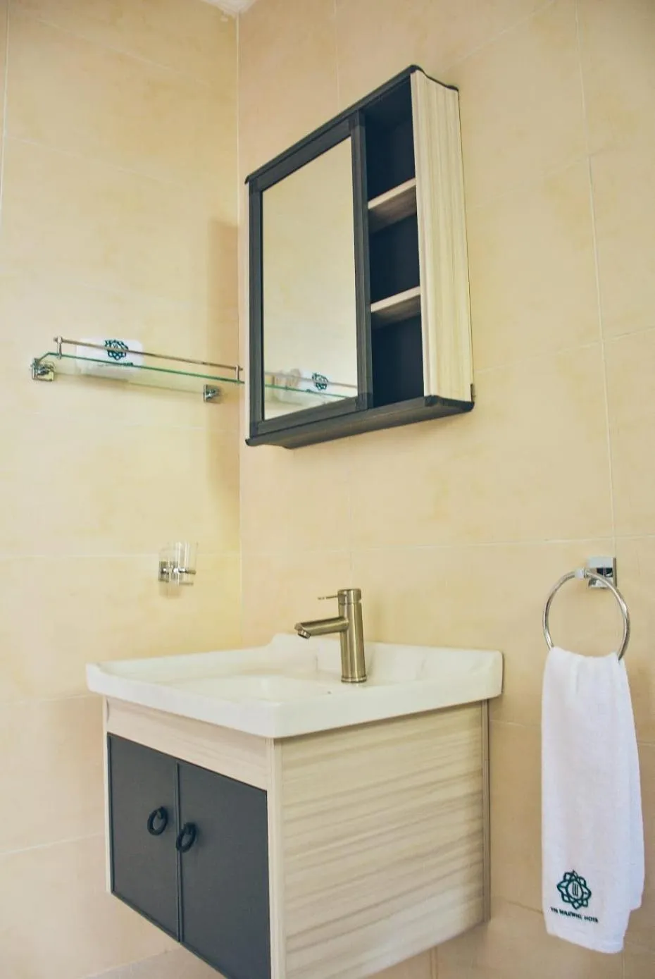 Bathroom in The Warwick Hotel, Nanyuki Kenya