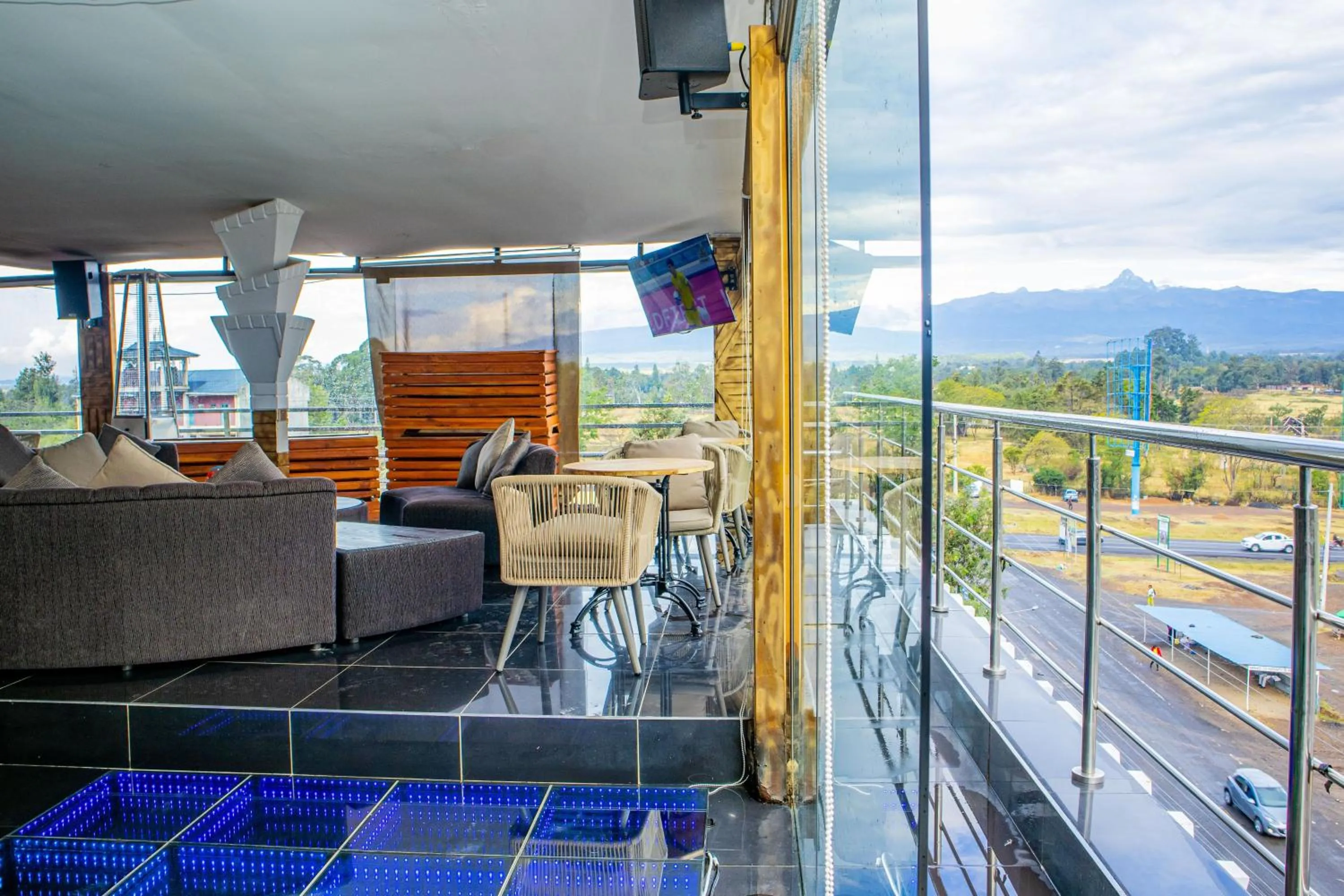 Day in The Warwick Hotel, Nanyuki Kenya