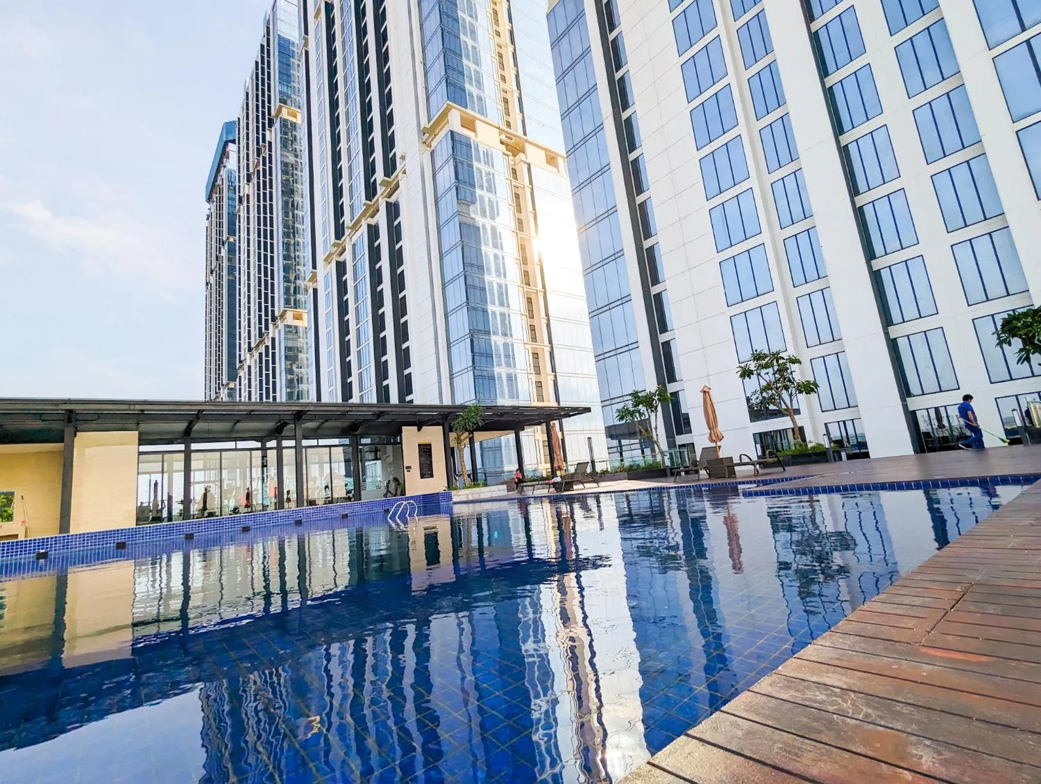 Lovina 3007 at Pollux Meisterstadt