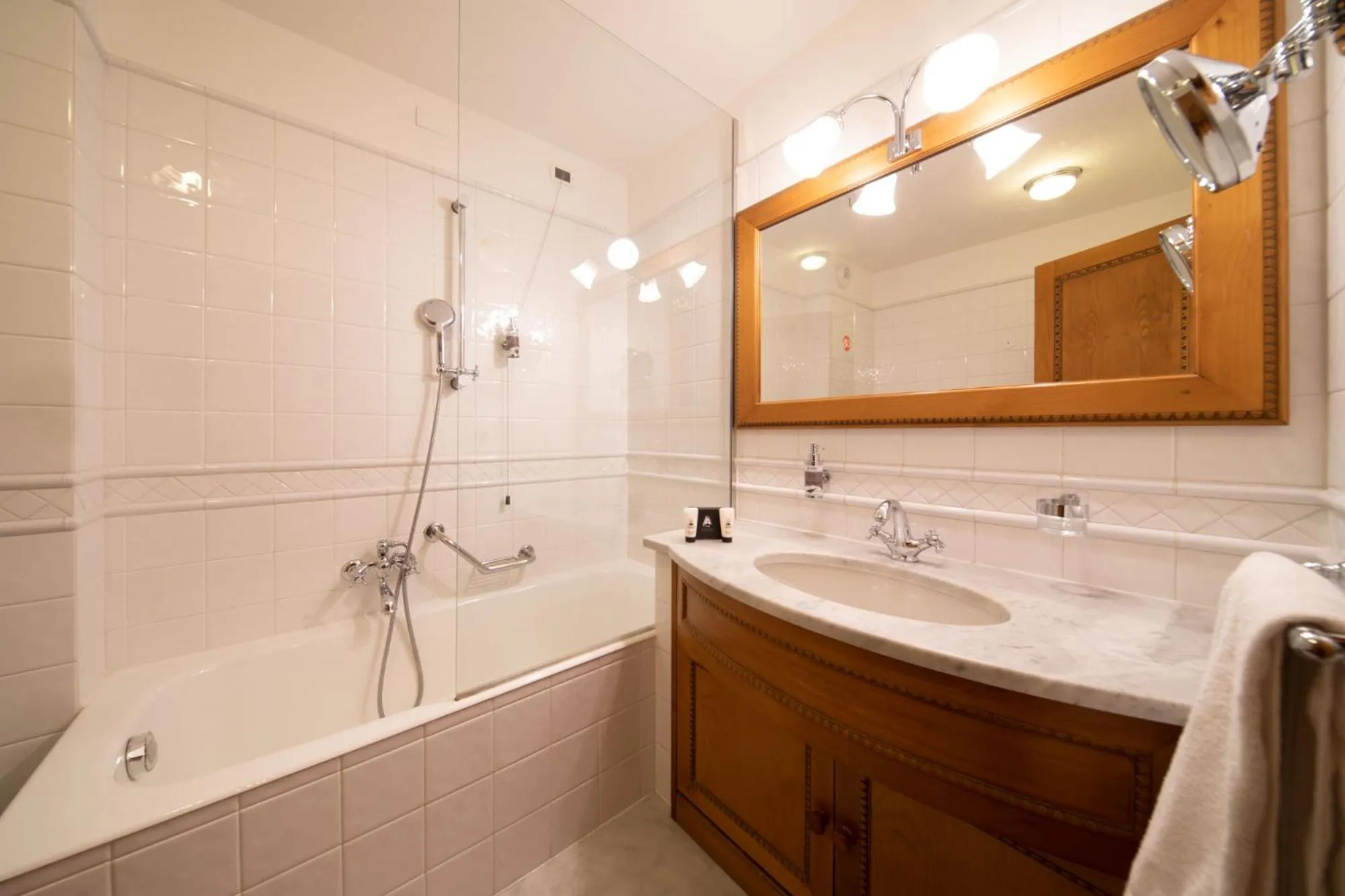 Bathroom in Gran Baita Hotel & Wellness