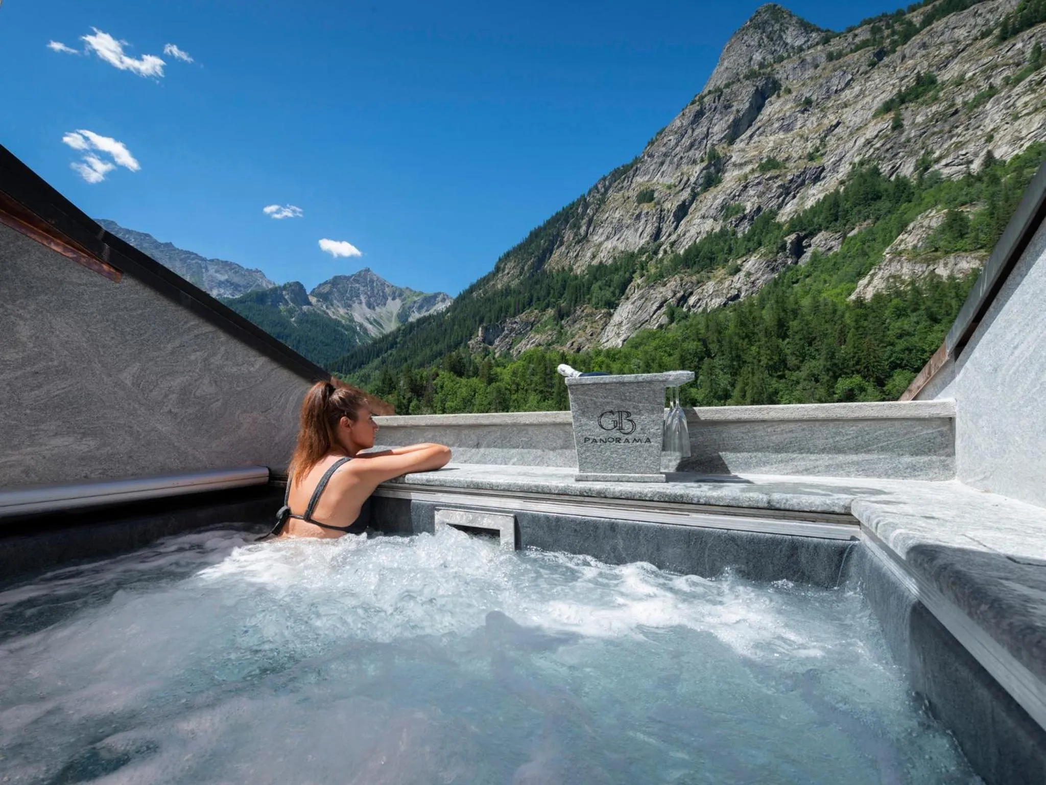 Hot Tub in Gran Baita Hotel & Wellness