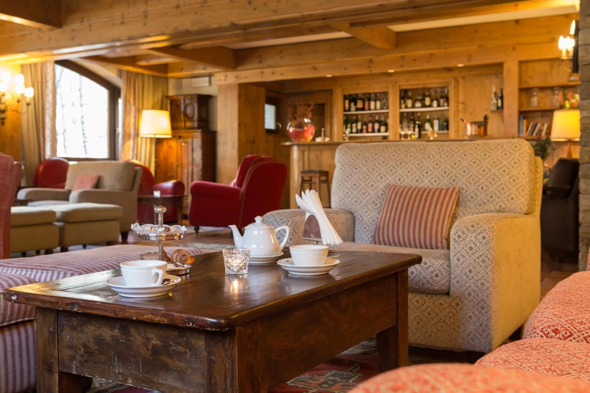 Lounge or bar in Gran Baita Hotel & Wellness