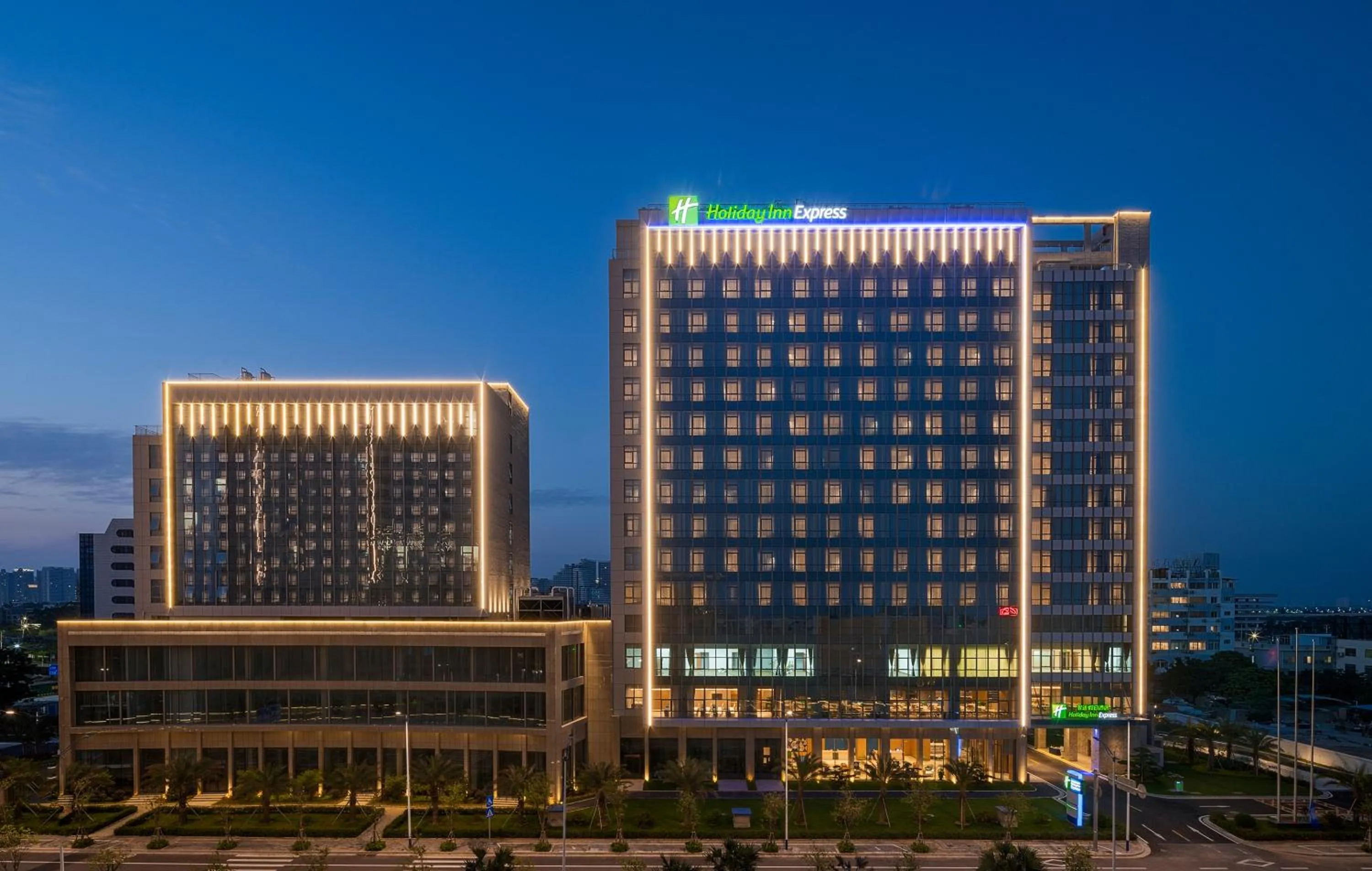 Night in Holiday Inn Express Beihai Silver Beach by IHG