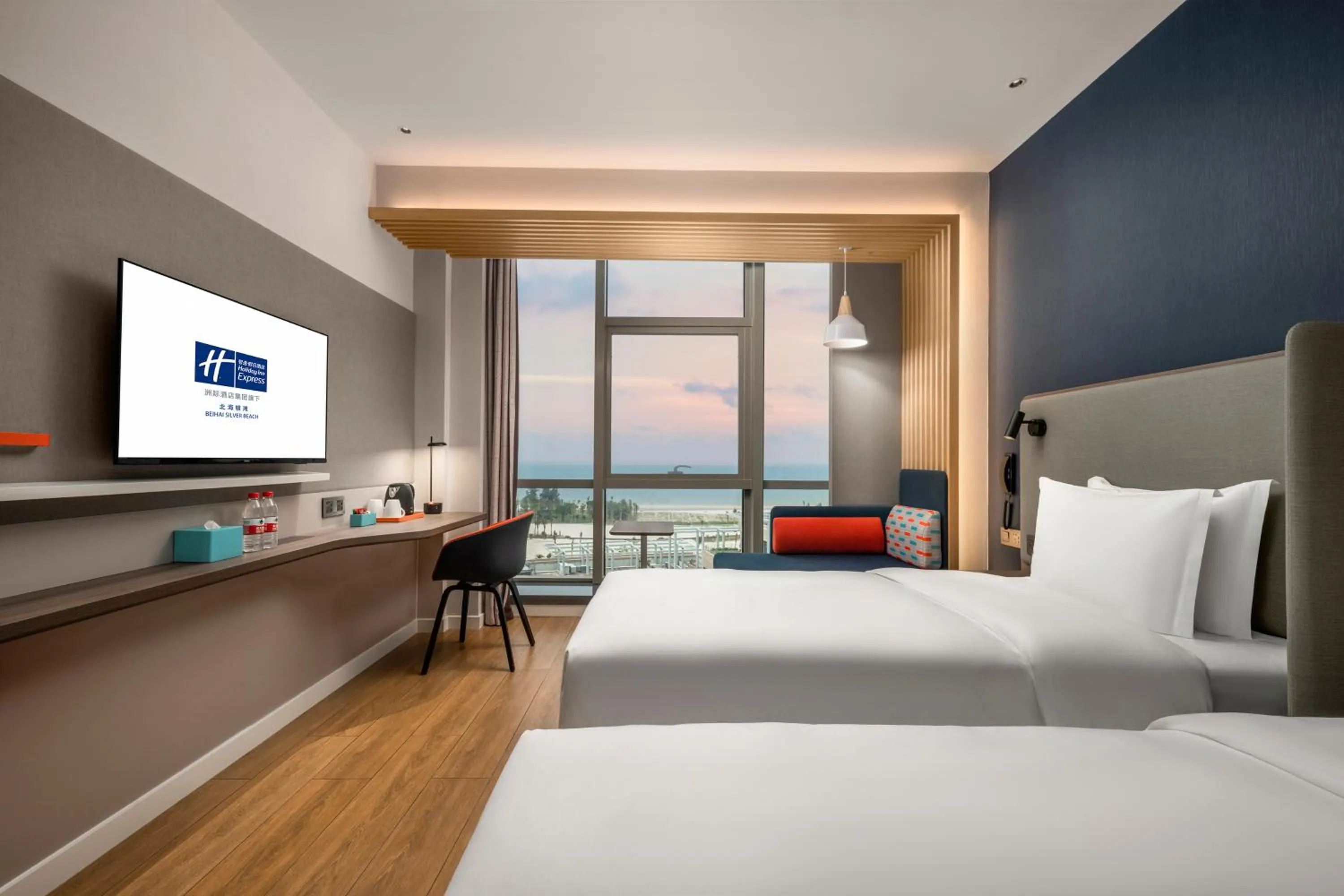 Bed in Holiday Inn Express Beihai Silver Beach by IHG