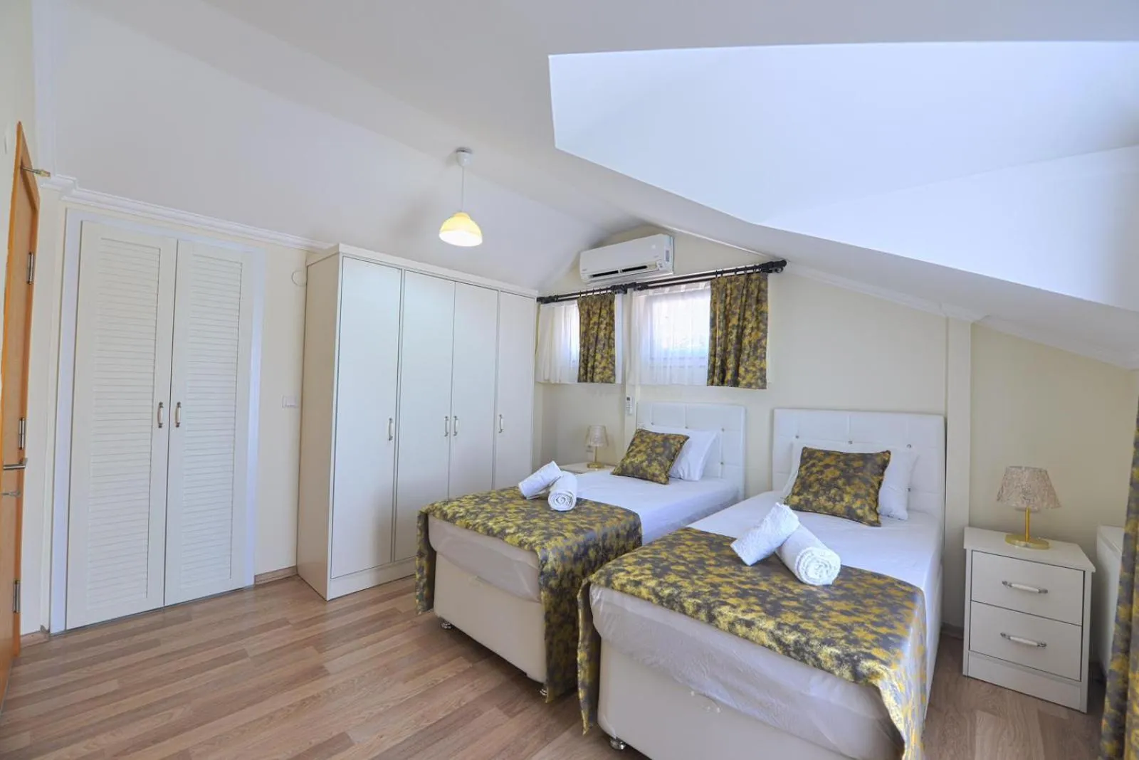 Bed in Ozgur City Residence