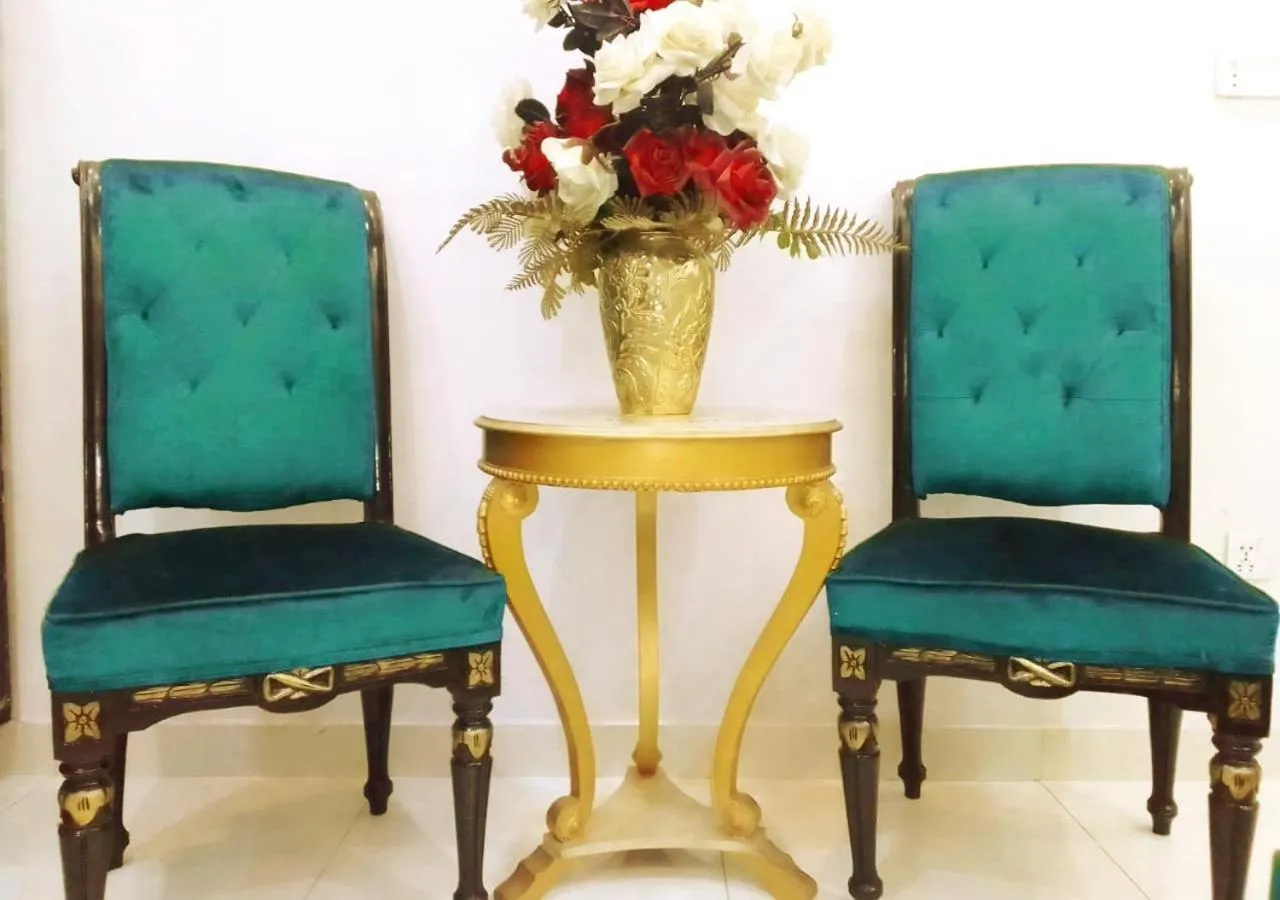 Decorative detail in Golden One Hotel