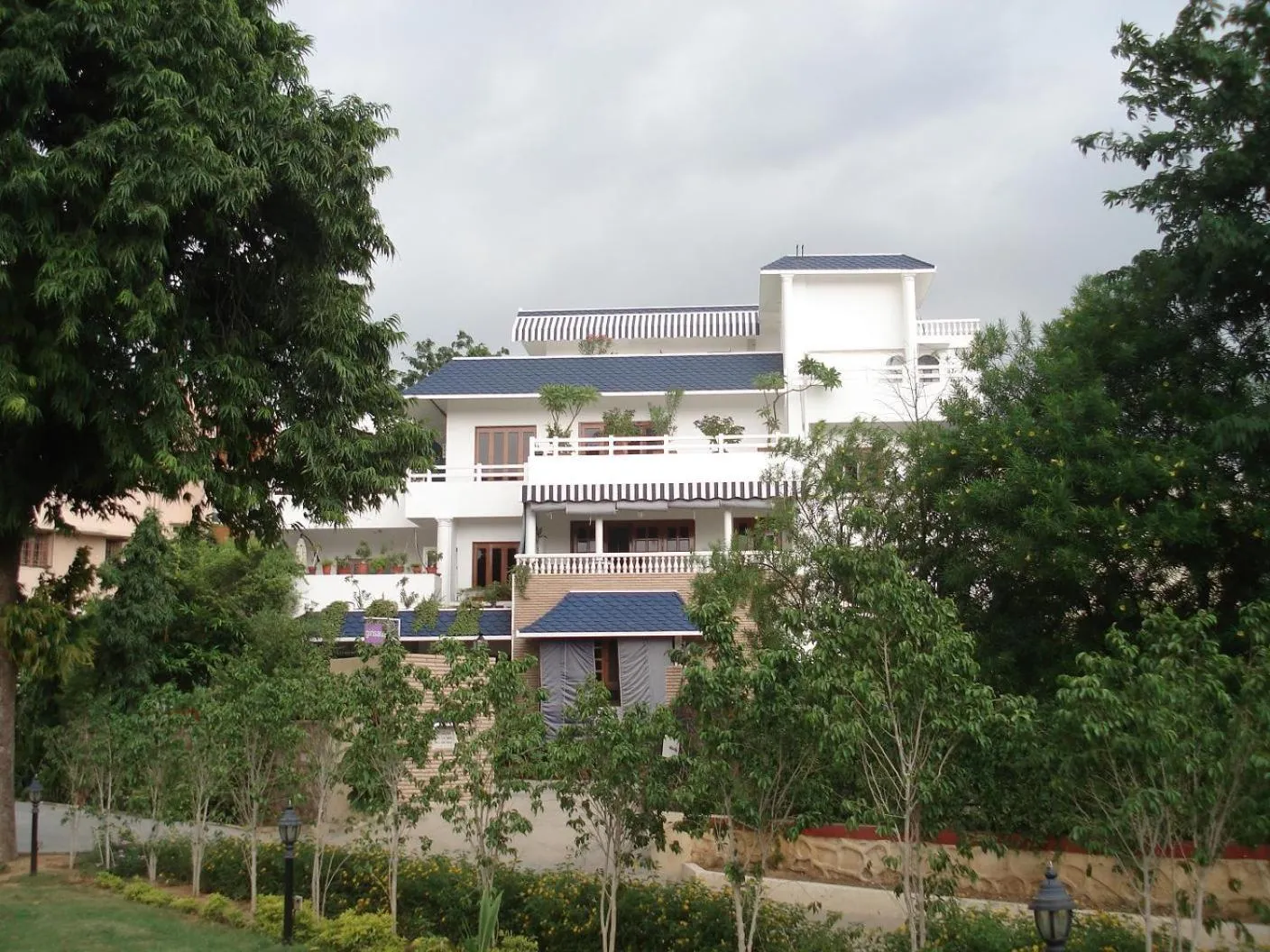 Property building in Girisadan - A City Centre Boutique Hotel