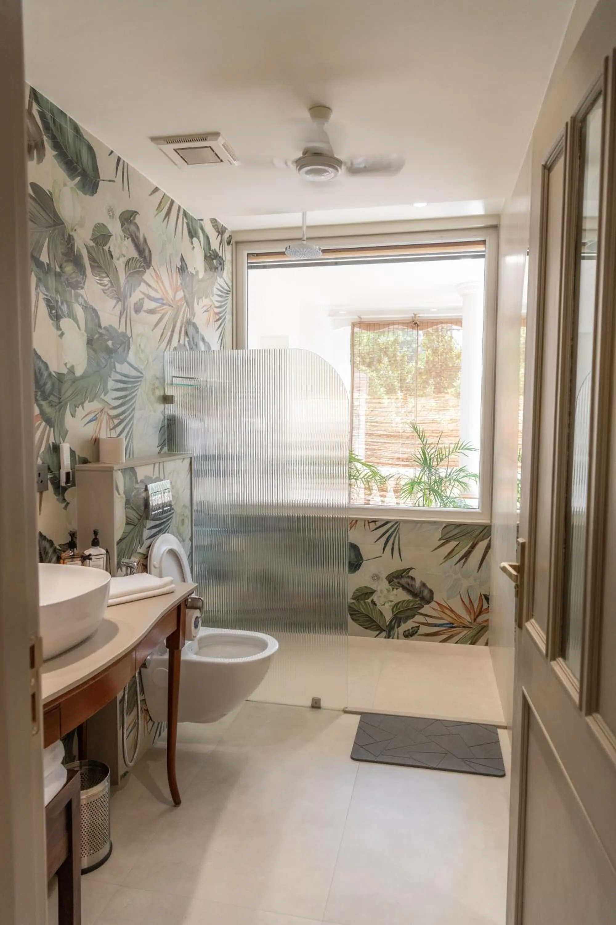 Bathroom in Girisadan - A City Centre Boutique Hotel
