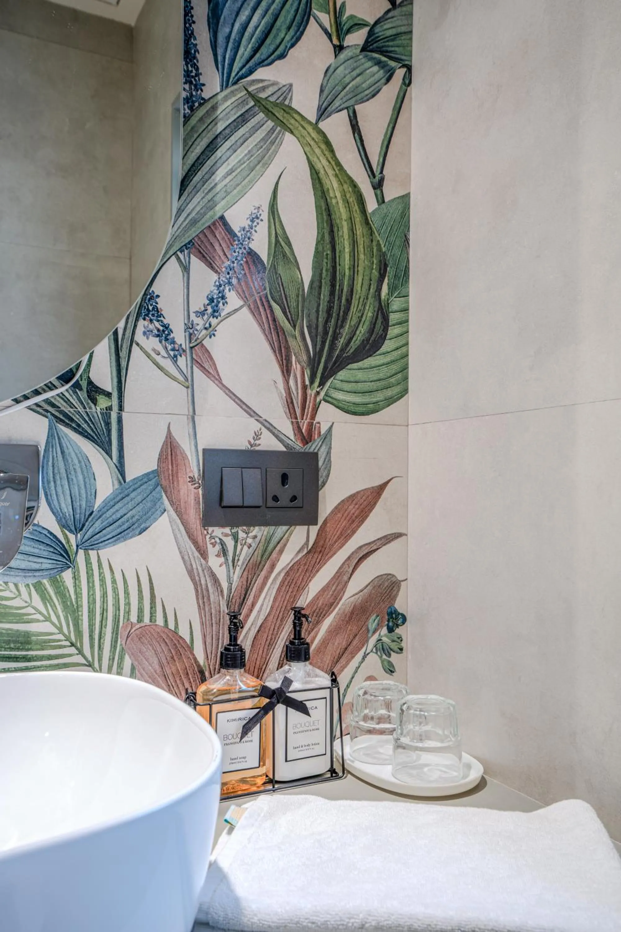 Bathroom in Girisadan - A City Centre Boutique Hotel