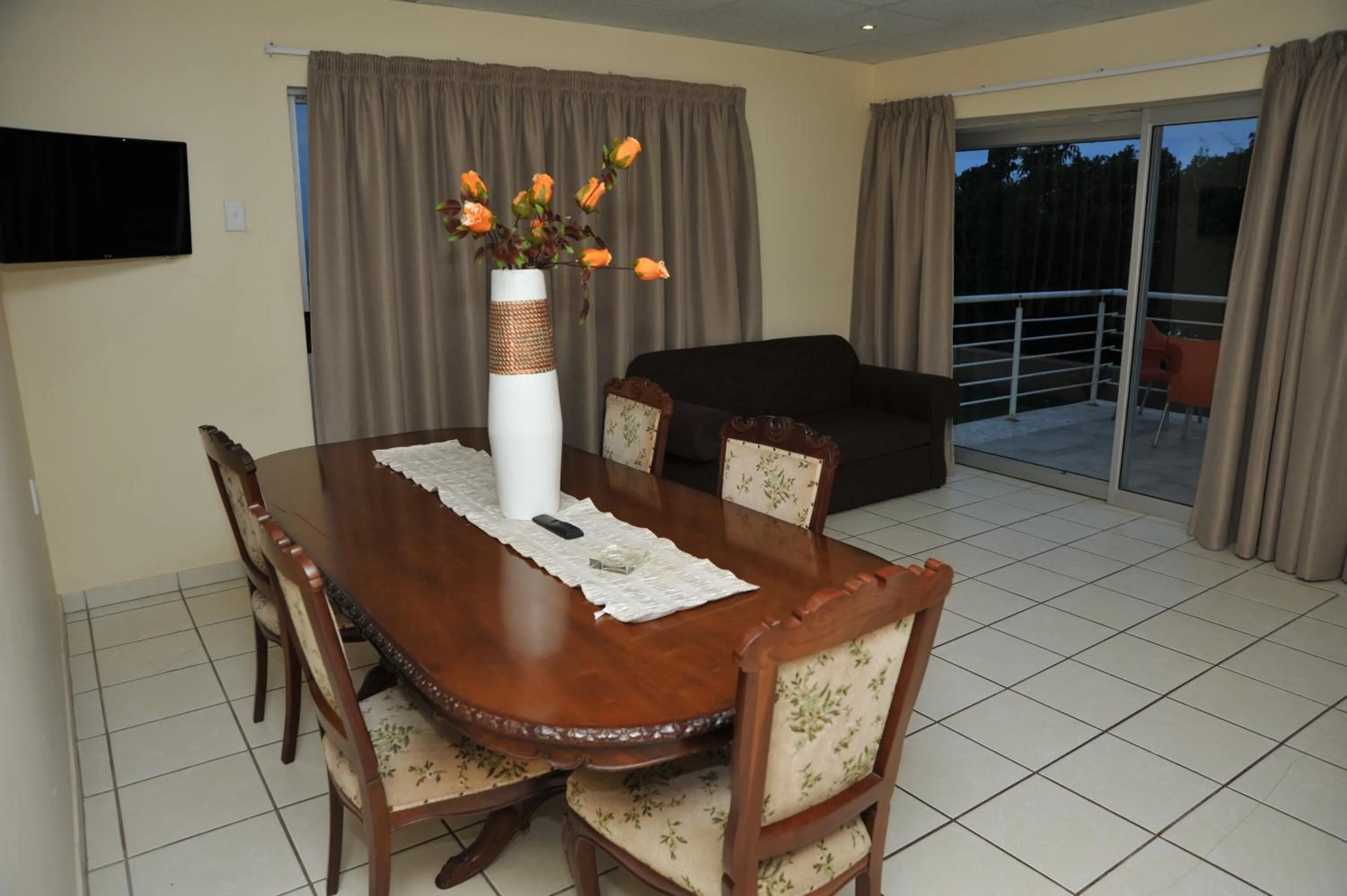 Dining area in The Norwegian Lodge