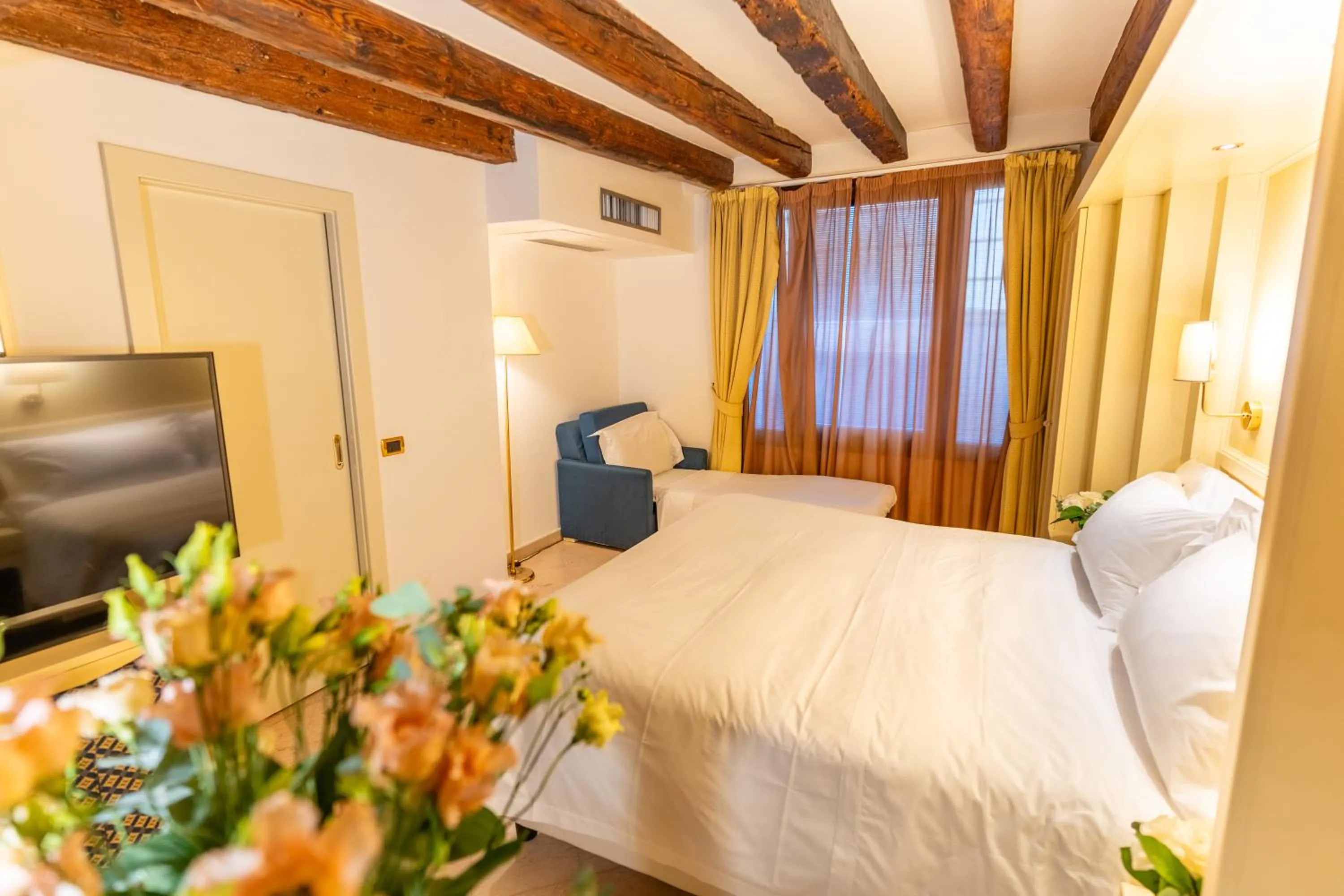 Bed in Hotel Giudecca Venezia