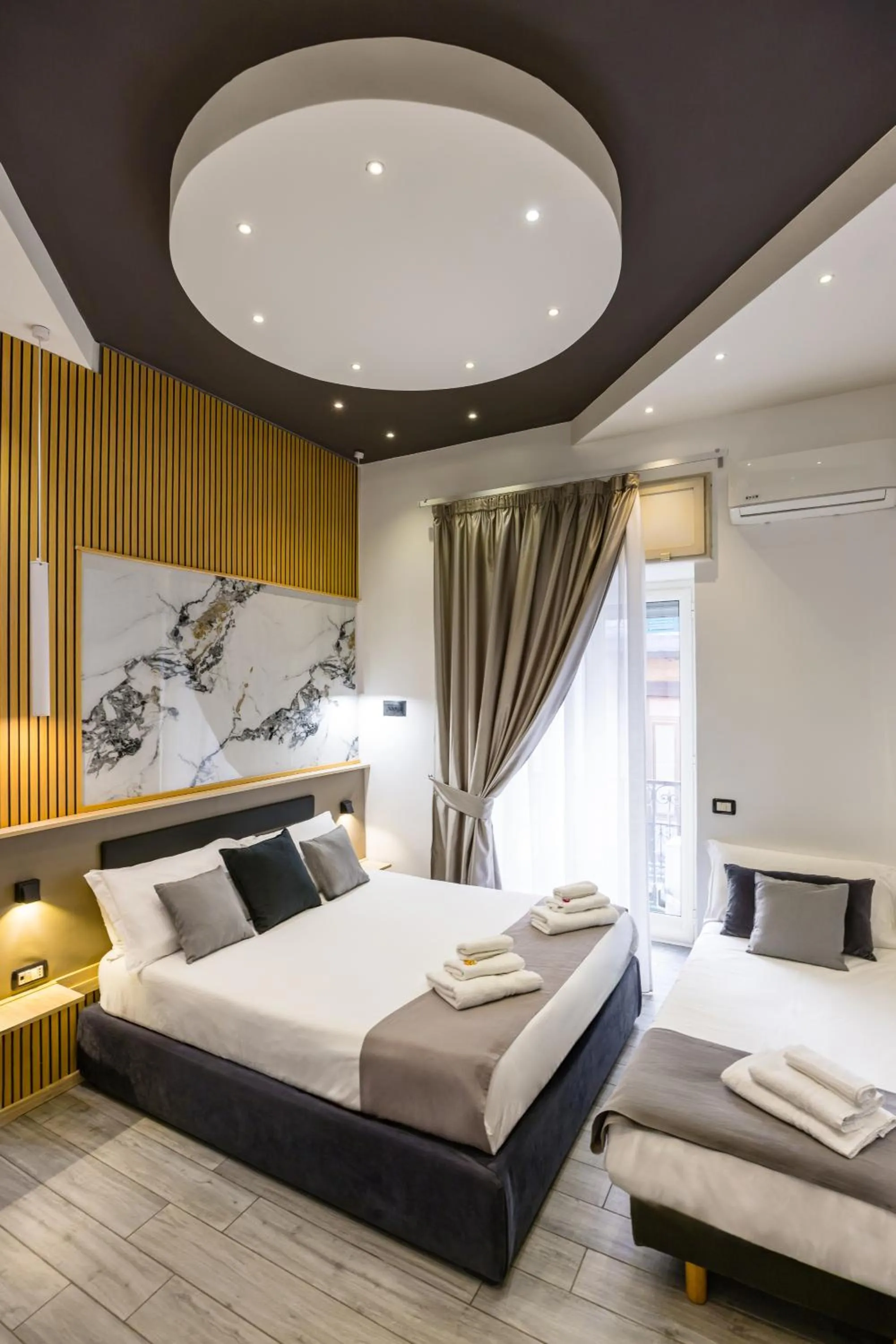 Bed in Hotel Bella Napoli