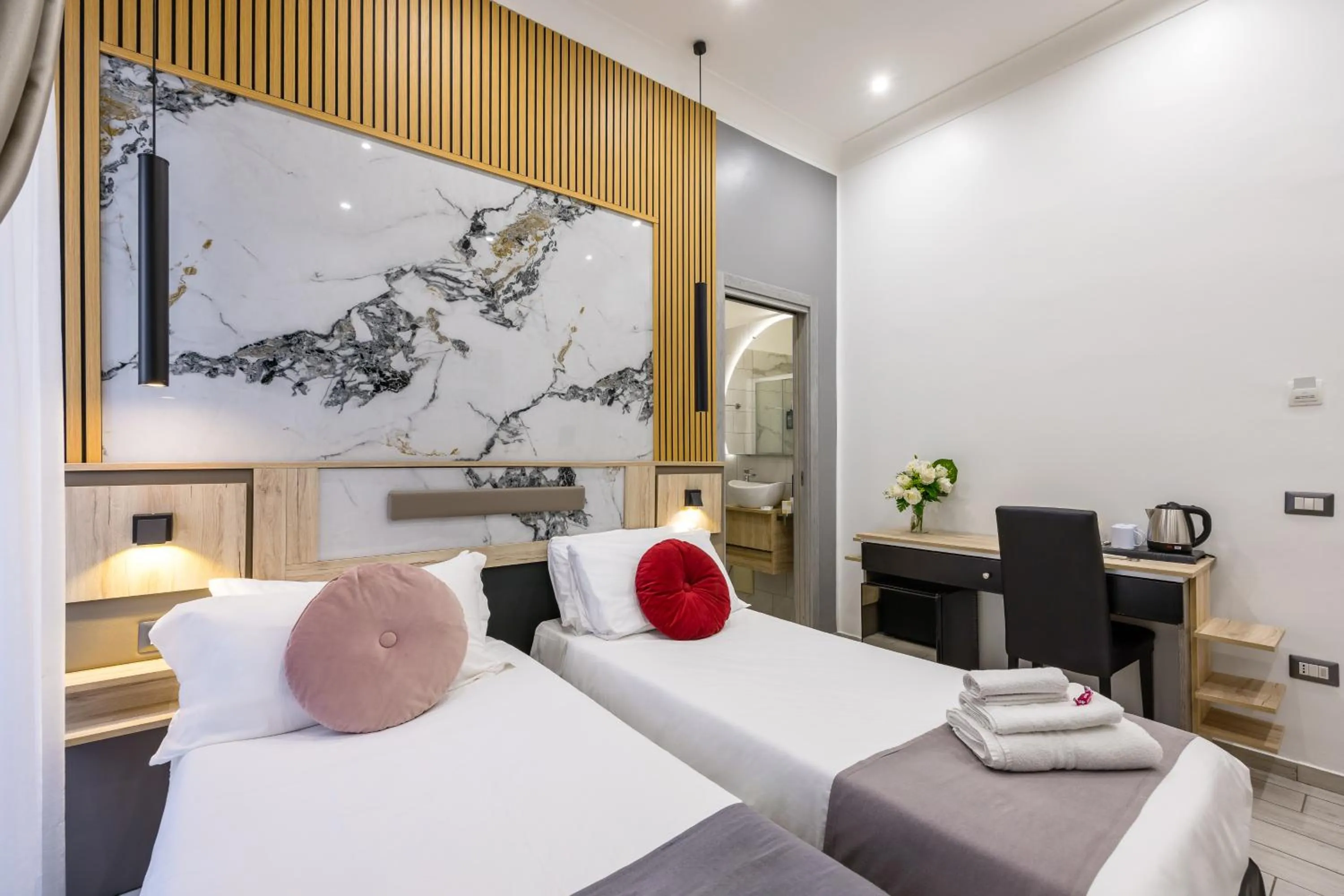 Bed in Hotel Bella Napoli