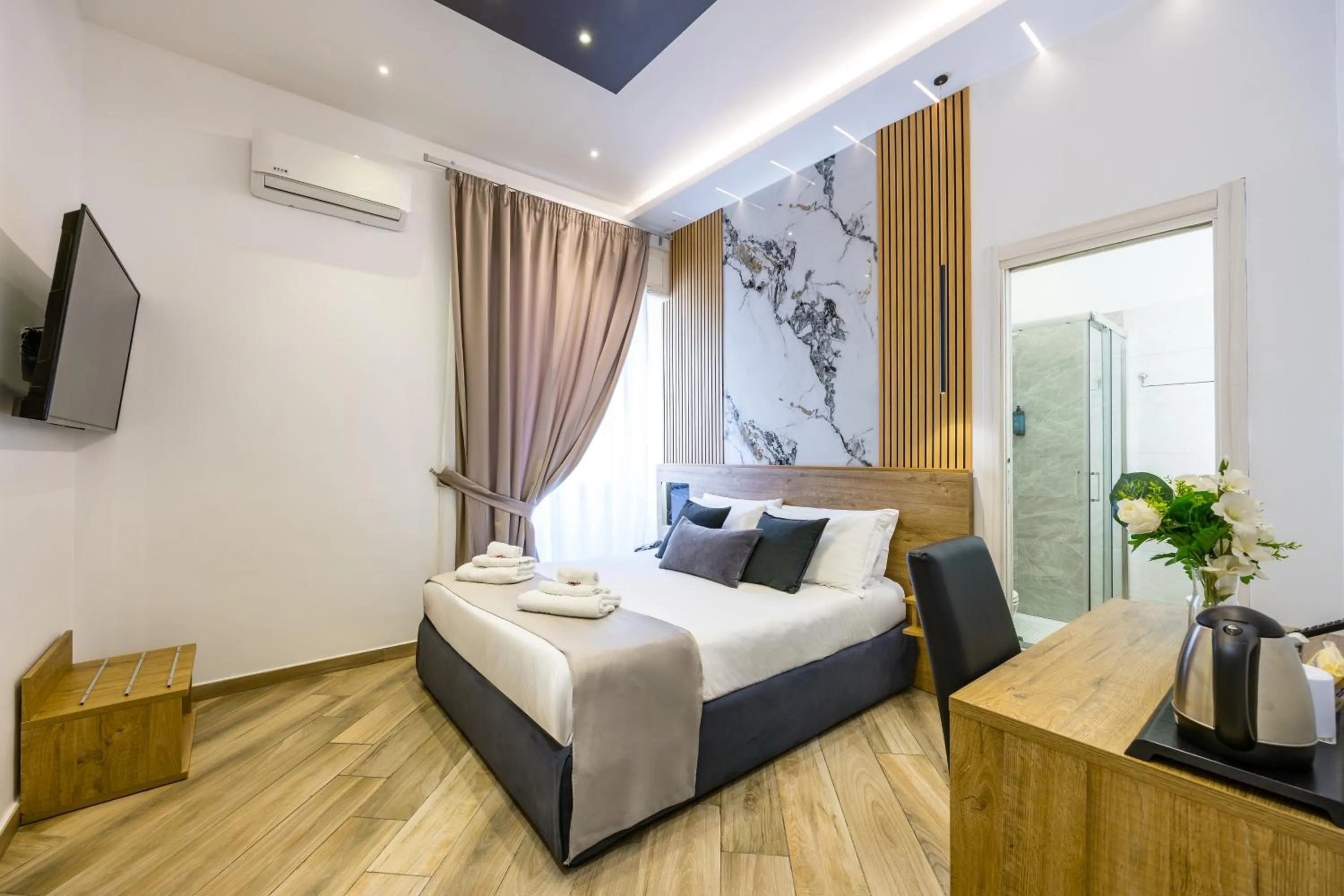 Bed in Hotel Bella Napoli