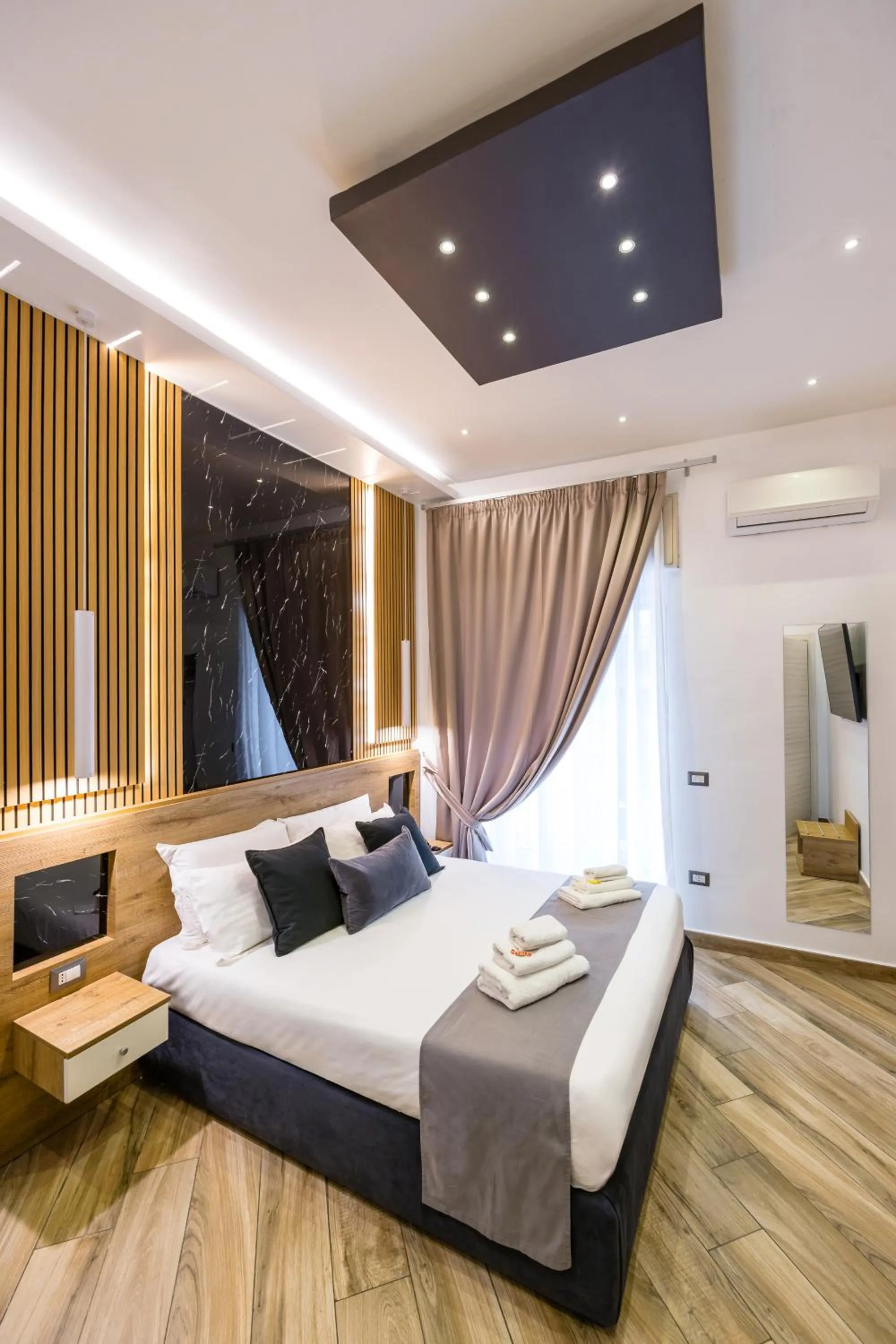 Bed in Hotel Bella Napoli