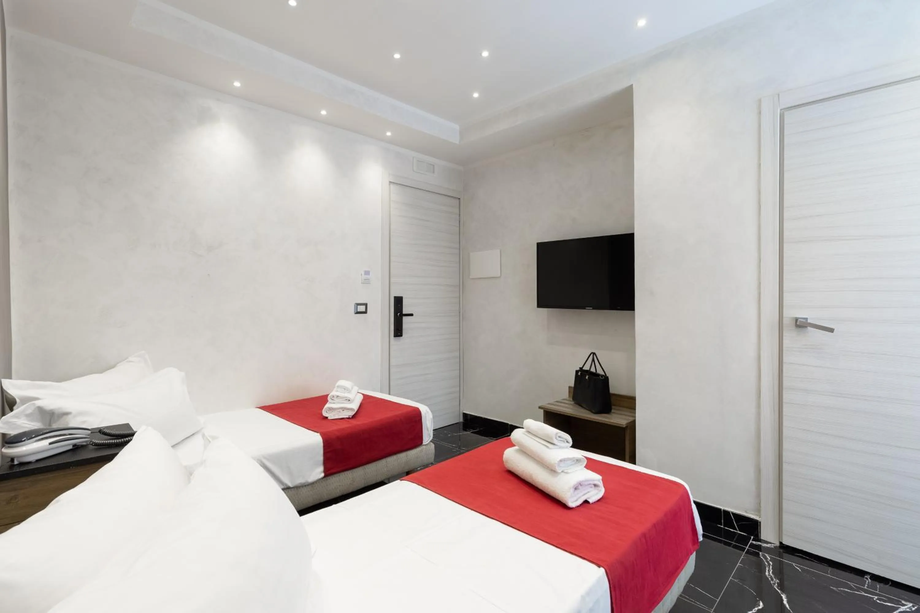 Bed in Hotel Bella Napoli