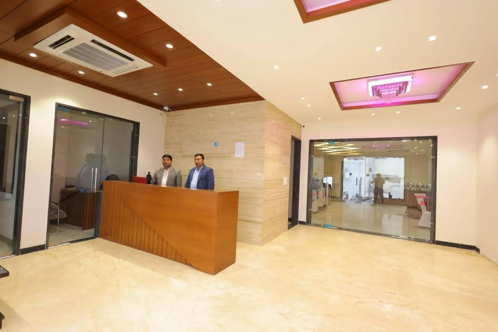 People in The Grand Tree Hotel