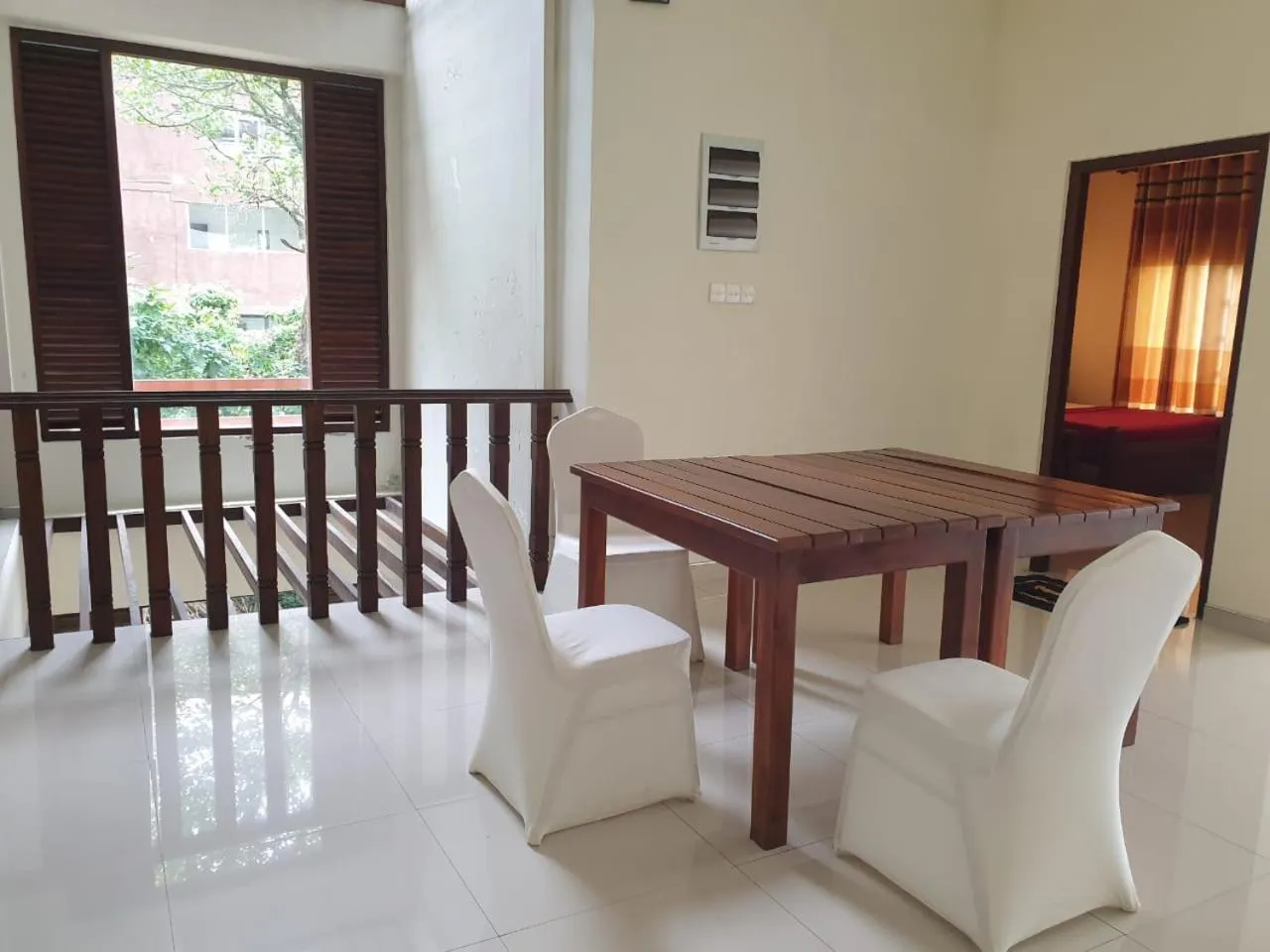 Seating area in Delhousie Hotel