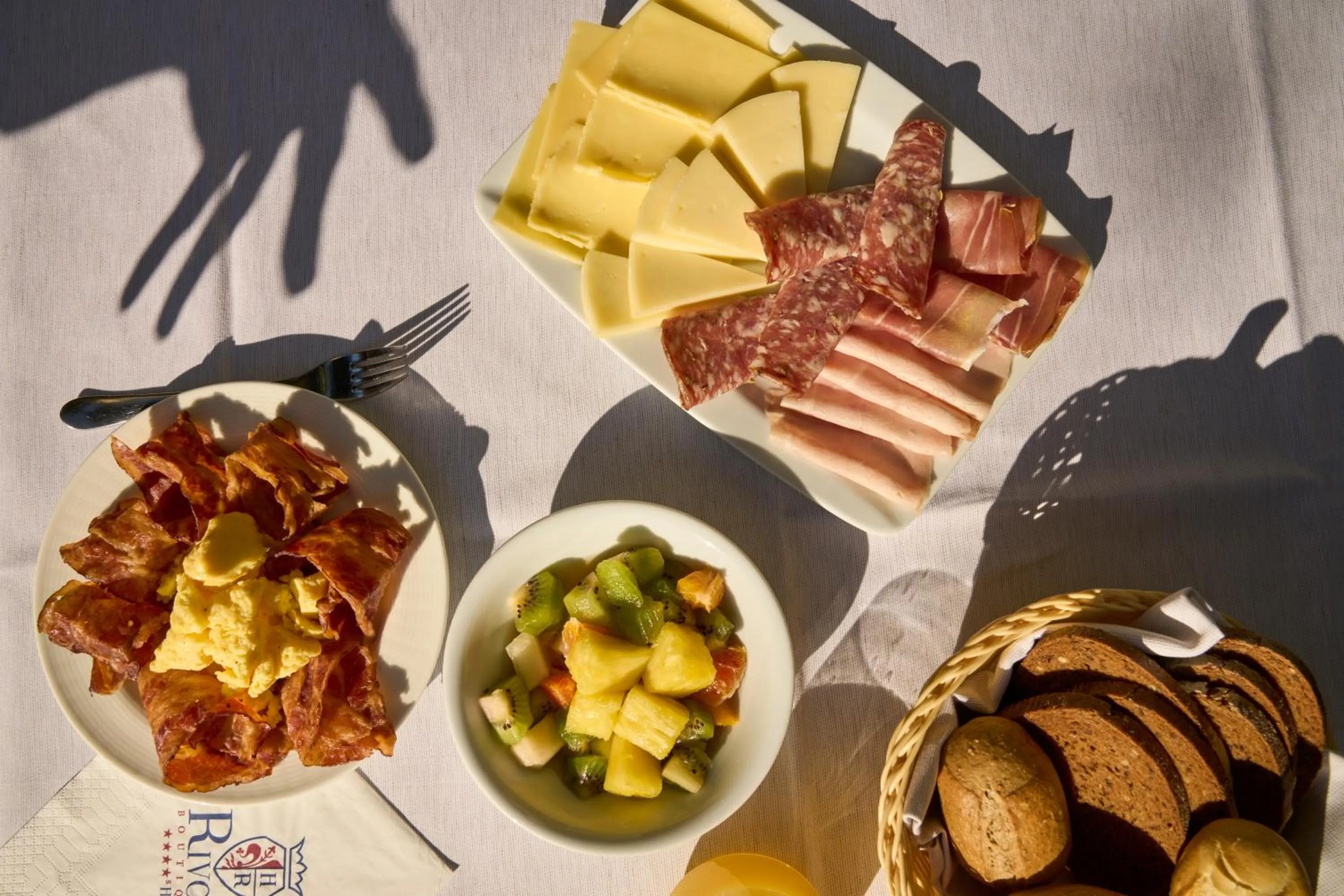 Restaurant/places to eat in Rivoli Boutique Hotel