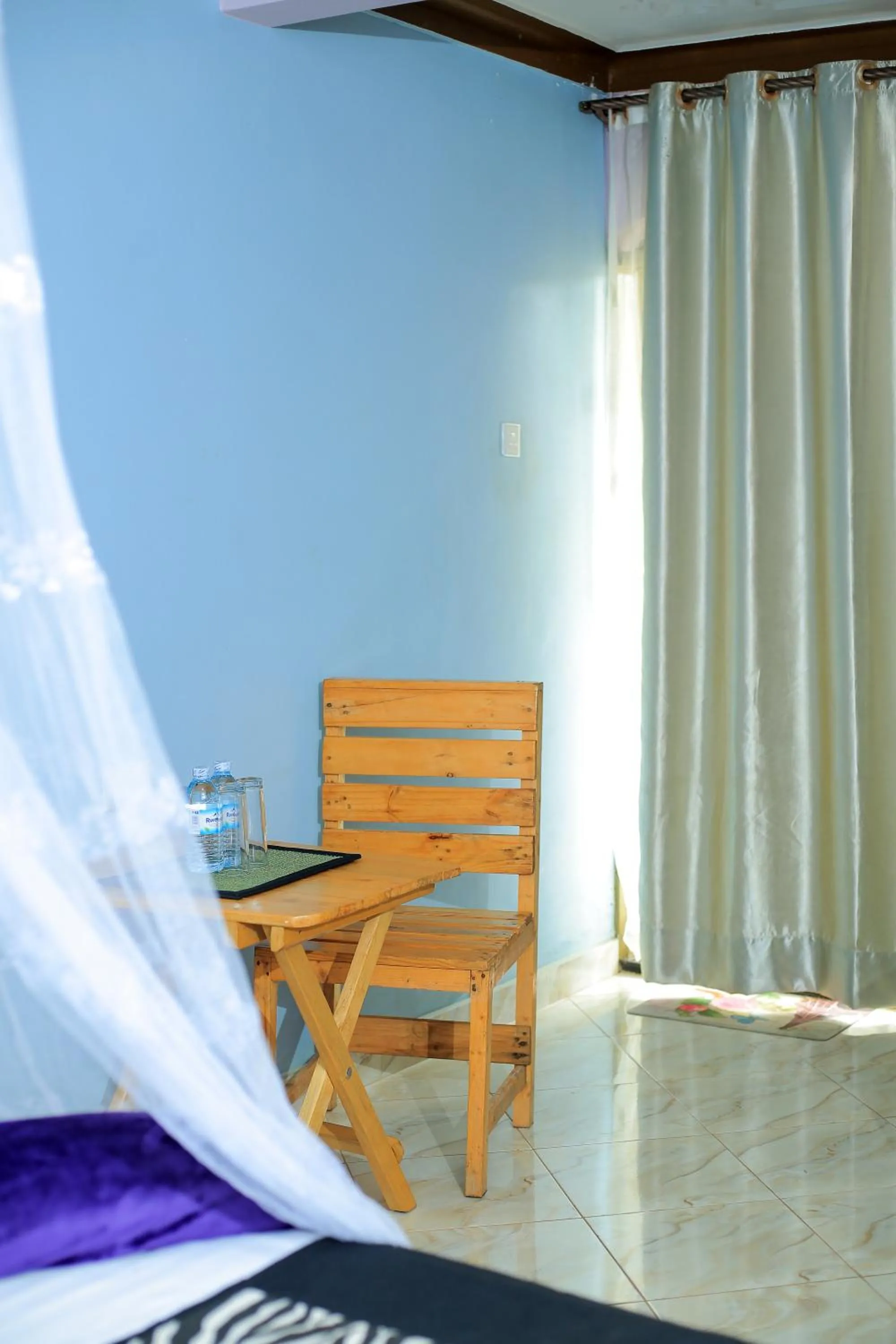 hair dresser in Triple Tee Gardens & Accomodation