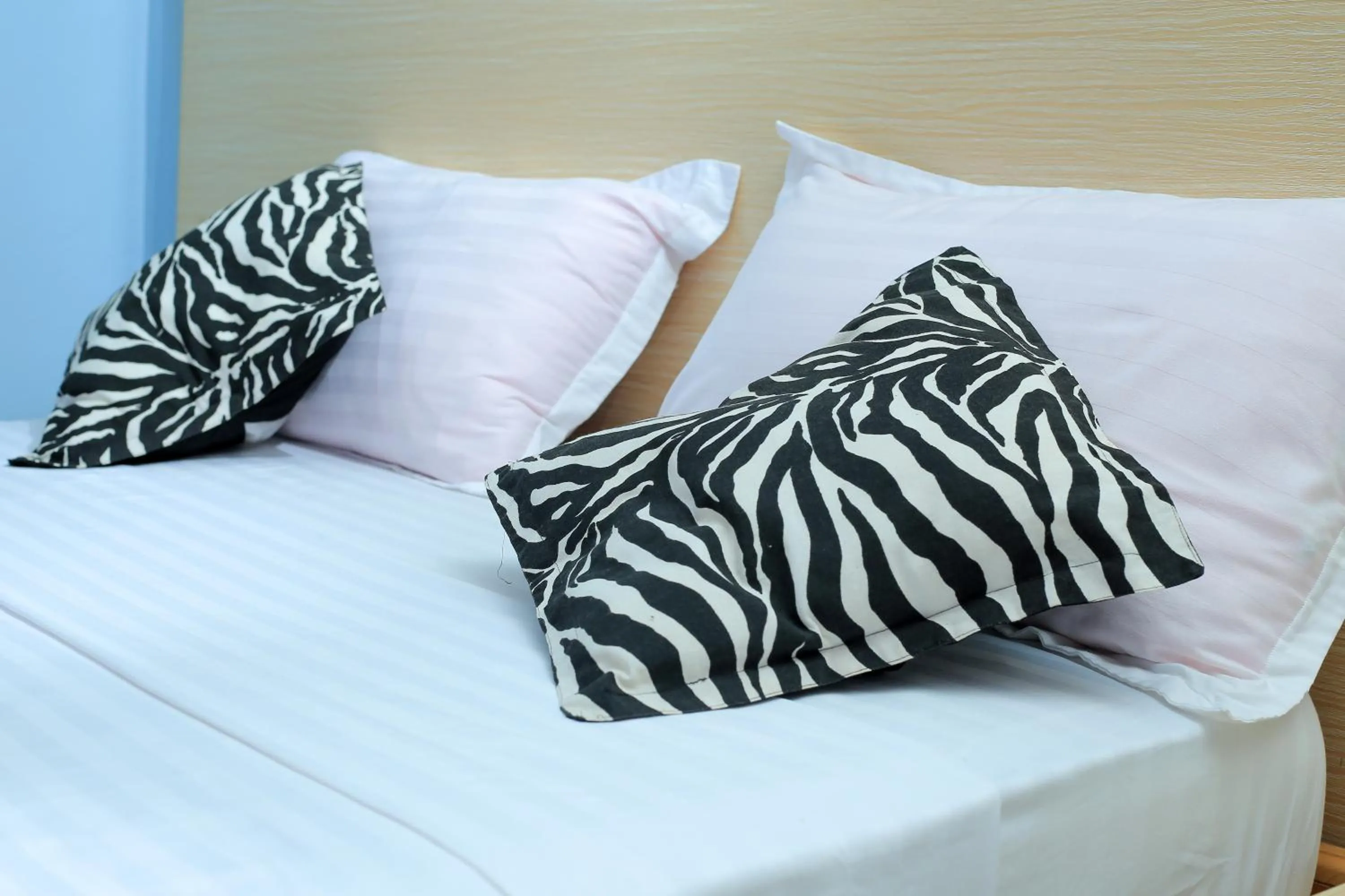 Bed in Triple Tee Gardens & Accomodation