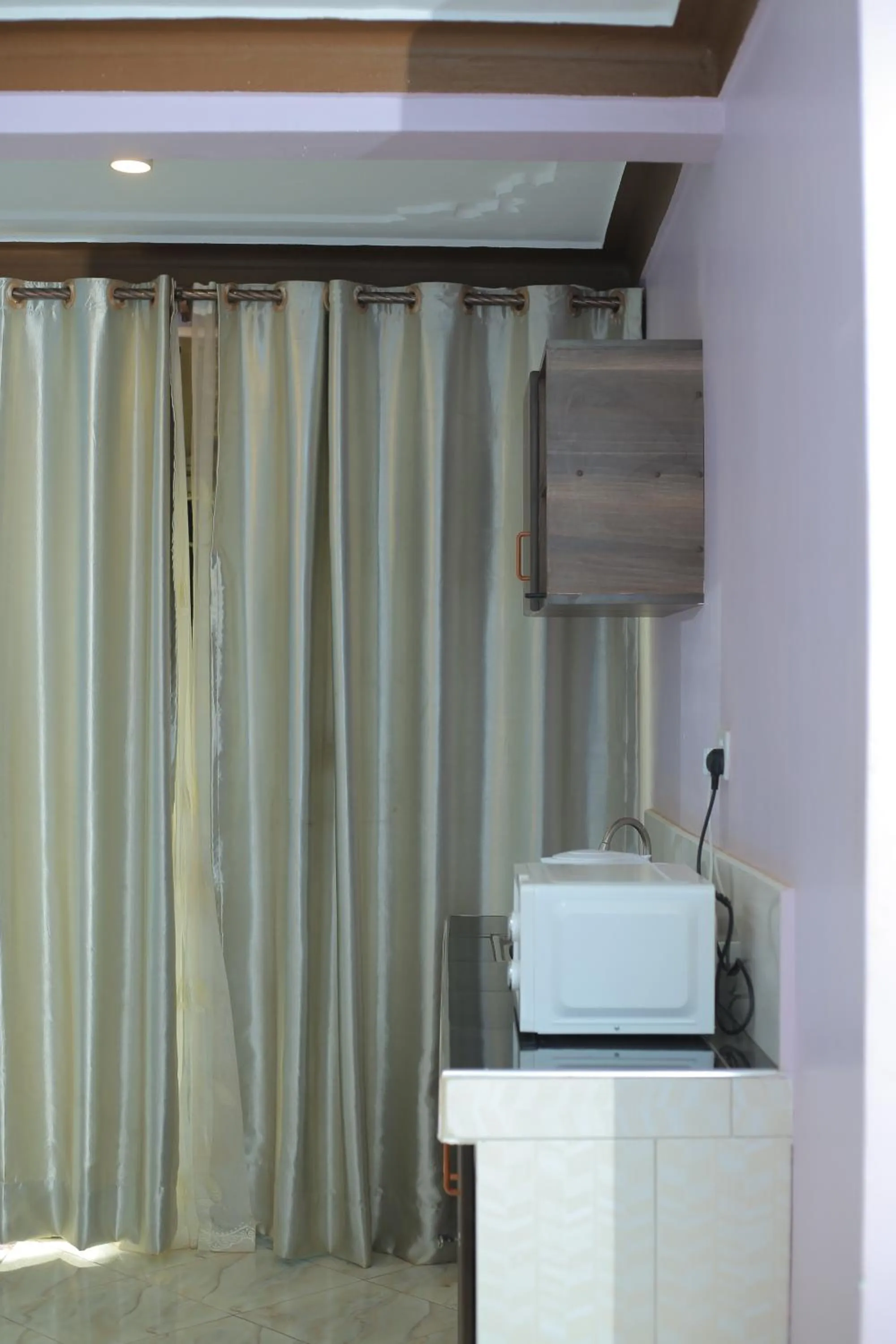 minibar in Triple Tee Gardens & Accomodation