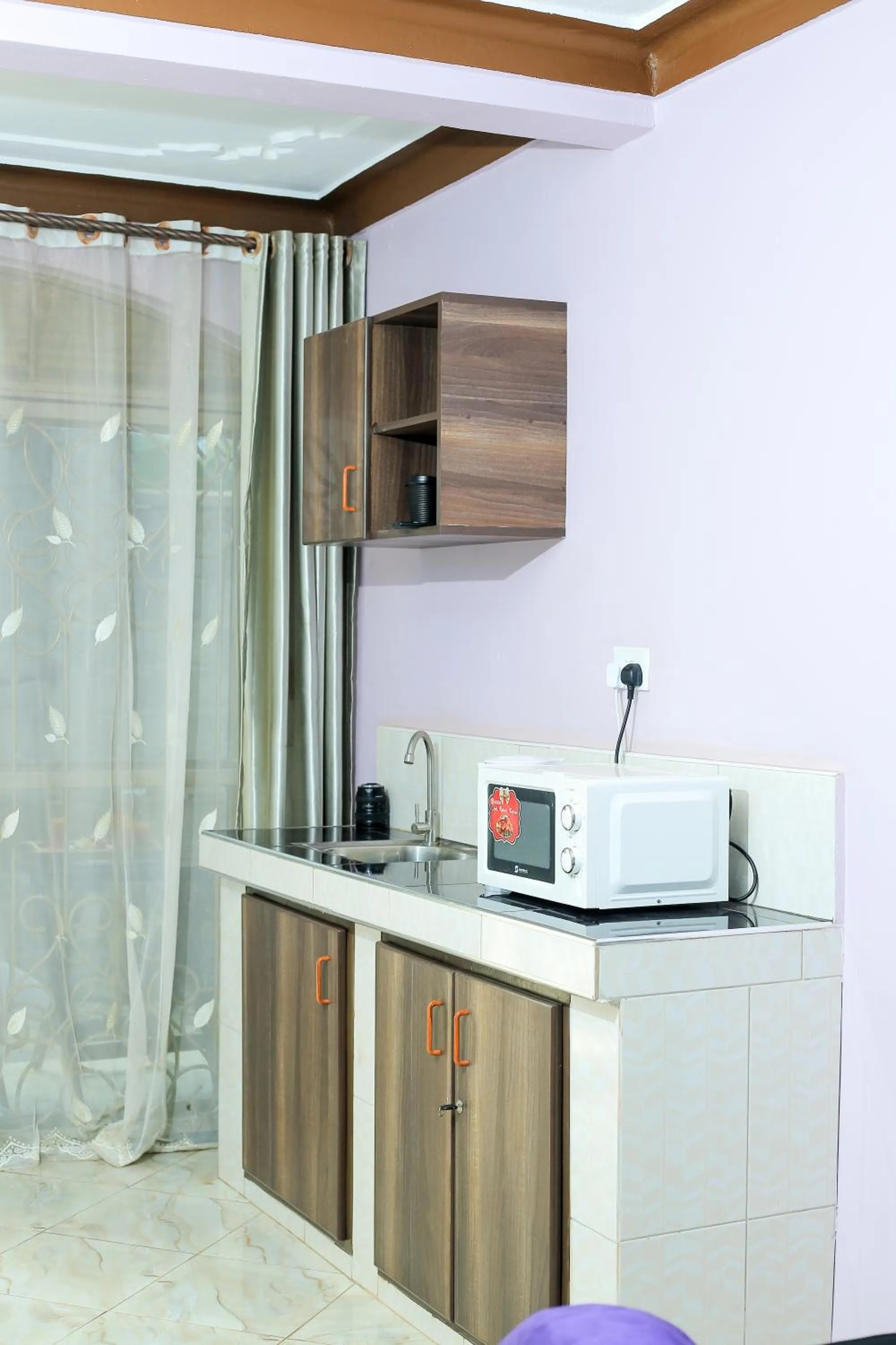 Kitchen or kitchenette in Triple Tee Gardens & Accomodation