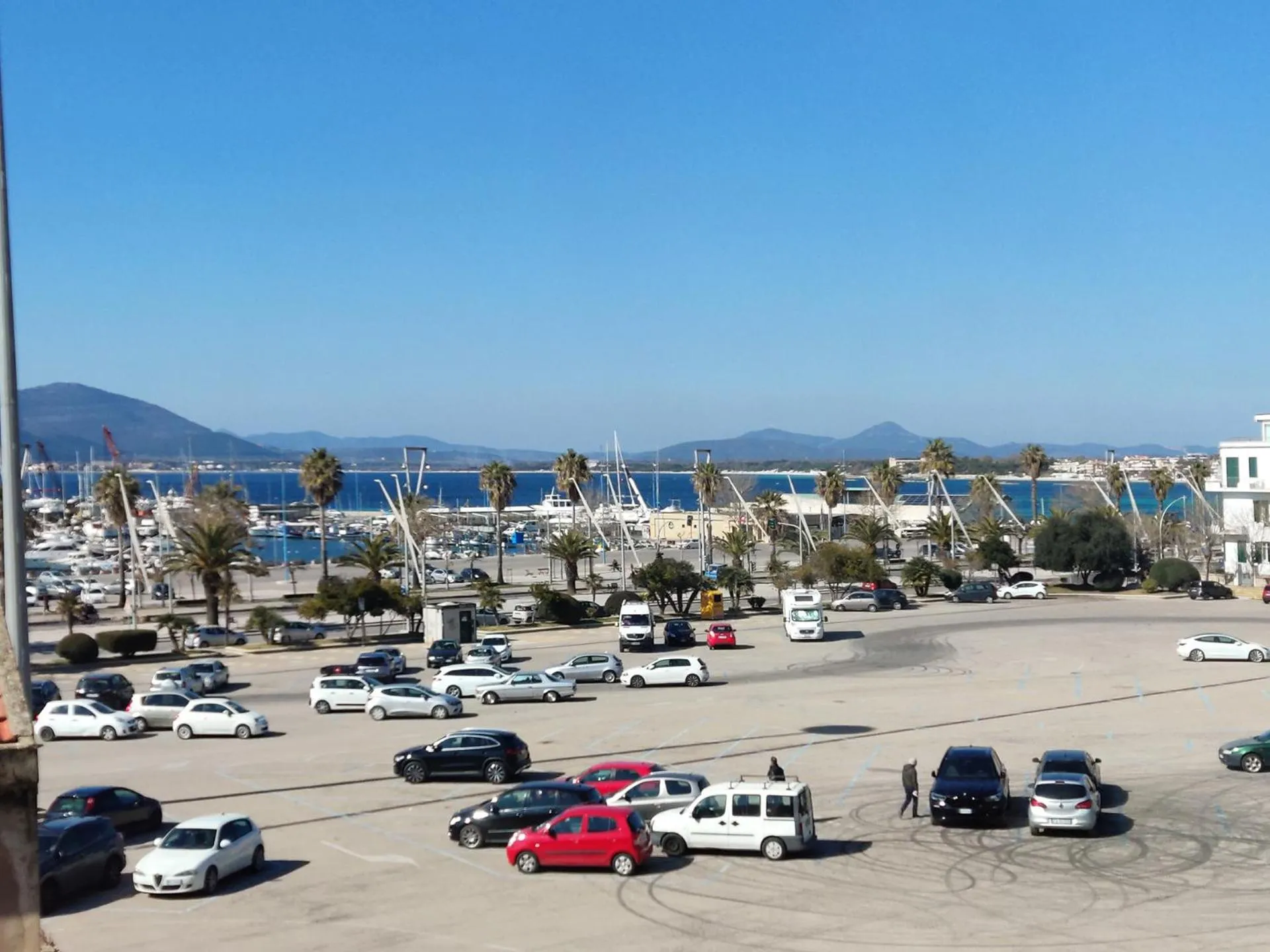 Neighbourhood in HORIZON