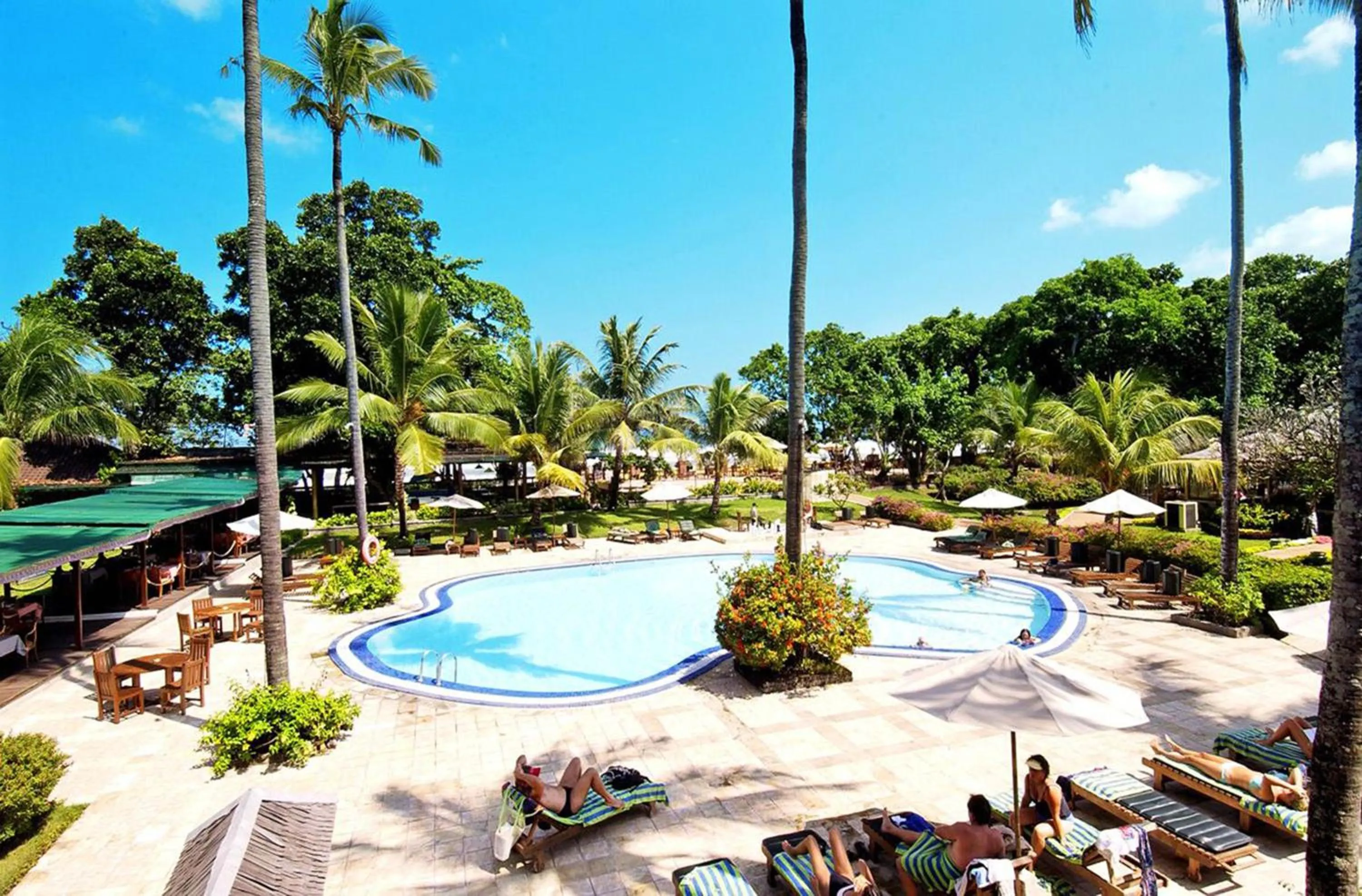 On site, Swimming Pool in Club Bali Family Suites @ Legian Beach