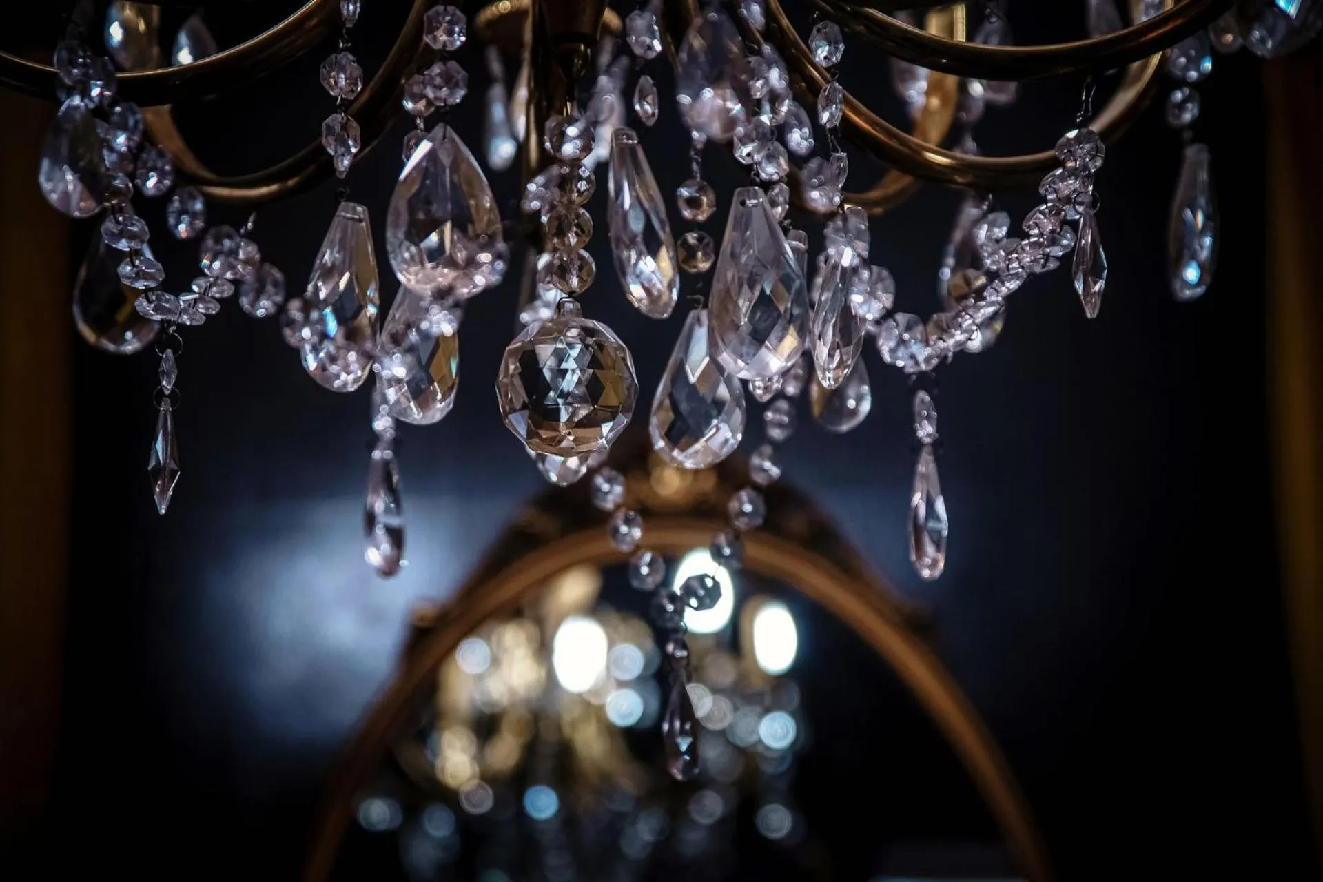 Decorative detail in Vitrum - Como Luxury Suites