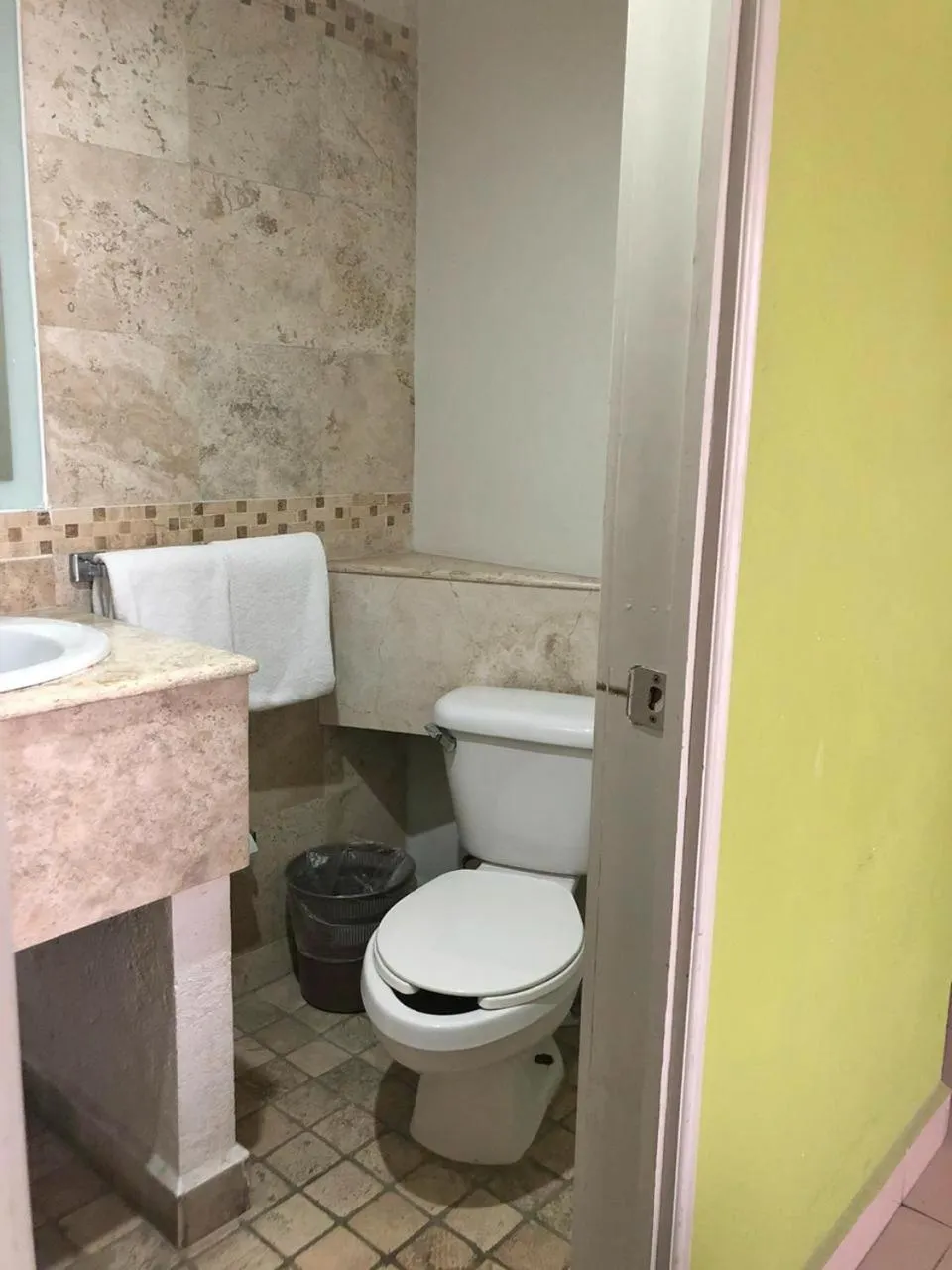 Bathroom in Hotel Ruah