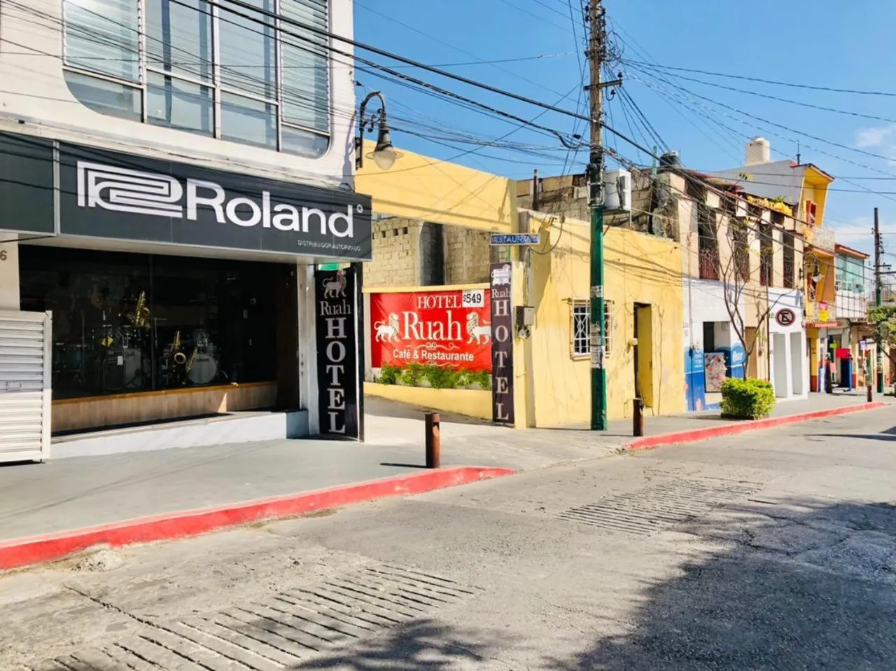 Facade/entrance in Hotel Ruah