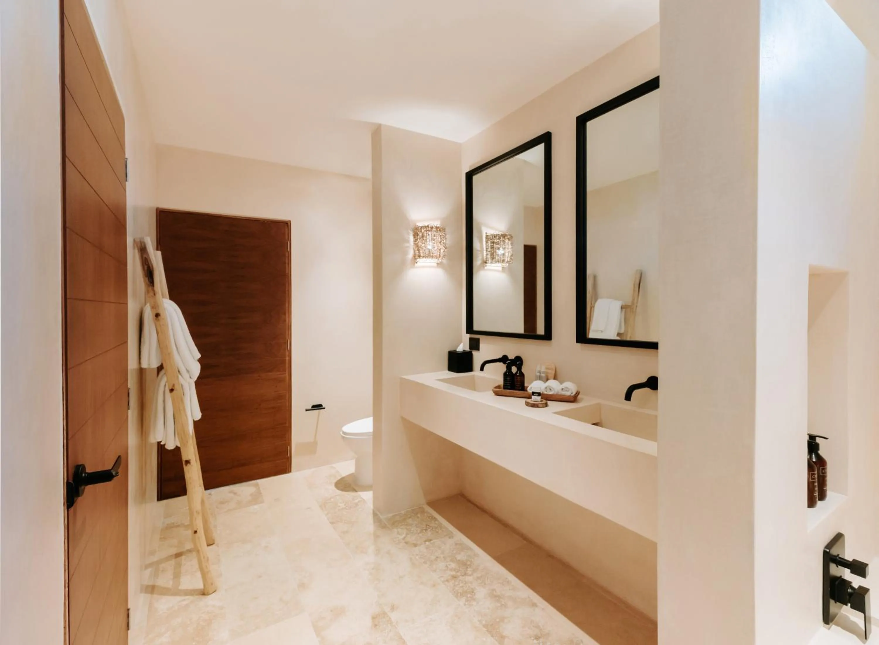 Bathroom in Majaro Apartments