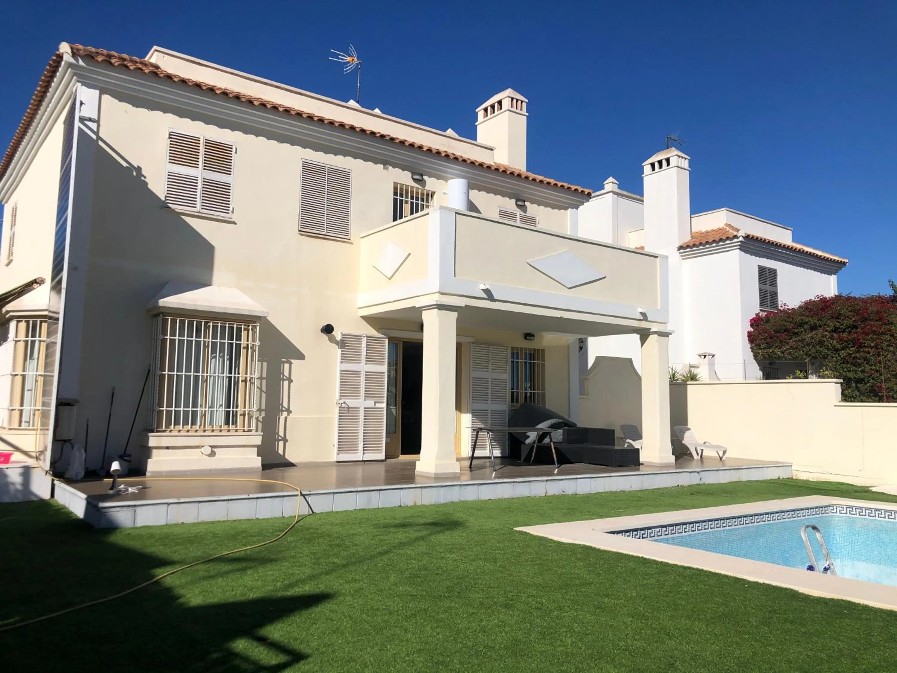 Facade/entrance in VILLA BONITA