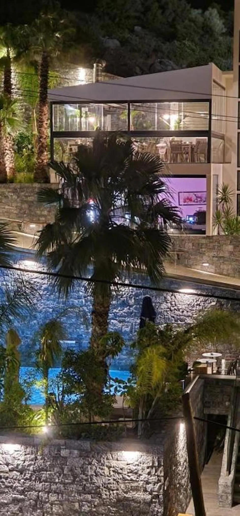 Restaurant/places to eat in Lazar Lux Suites - Ammoudara