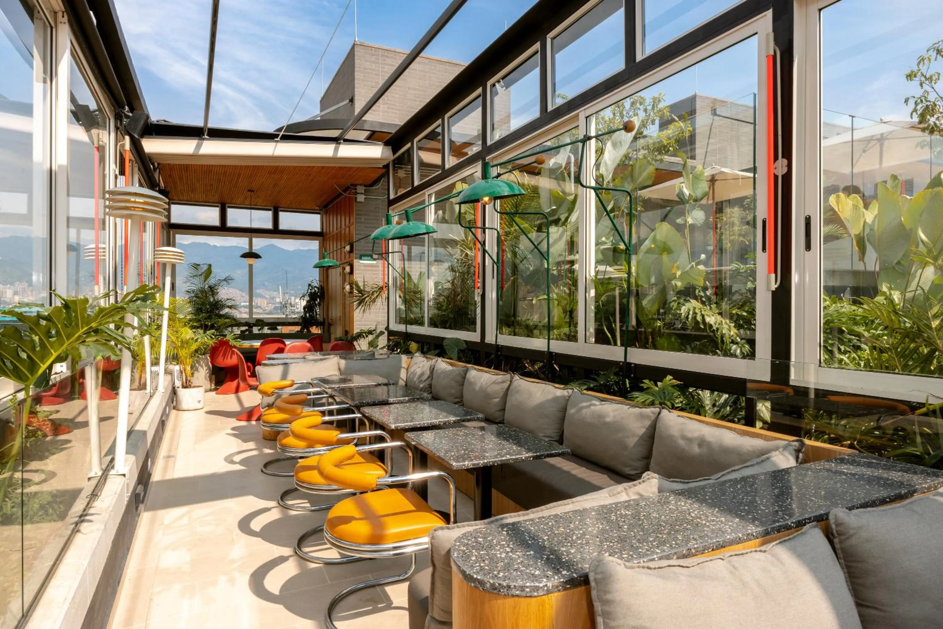 Lounge or bar in Landmark Hotel