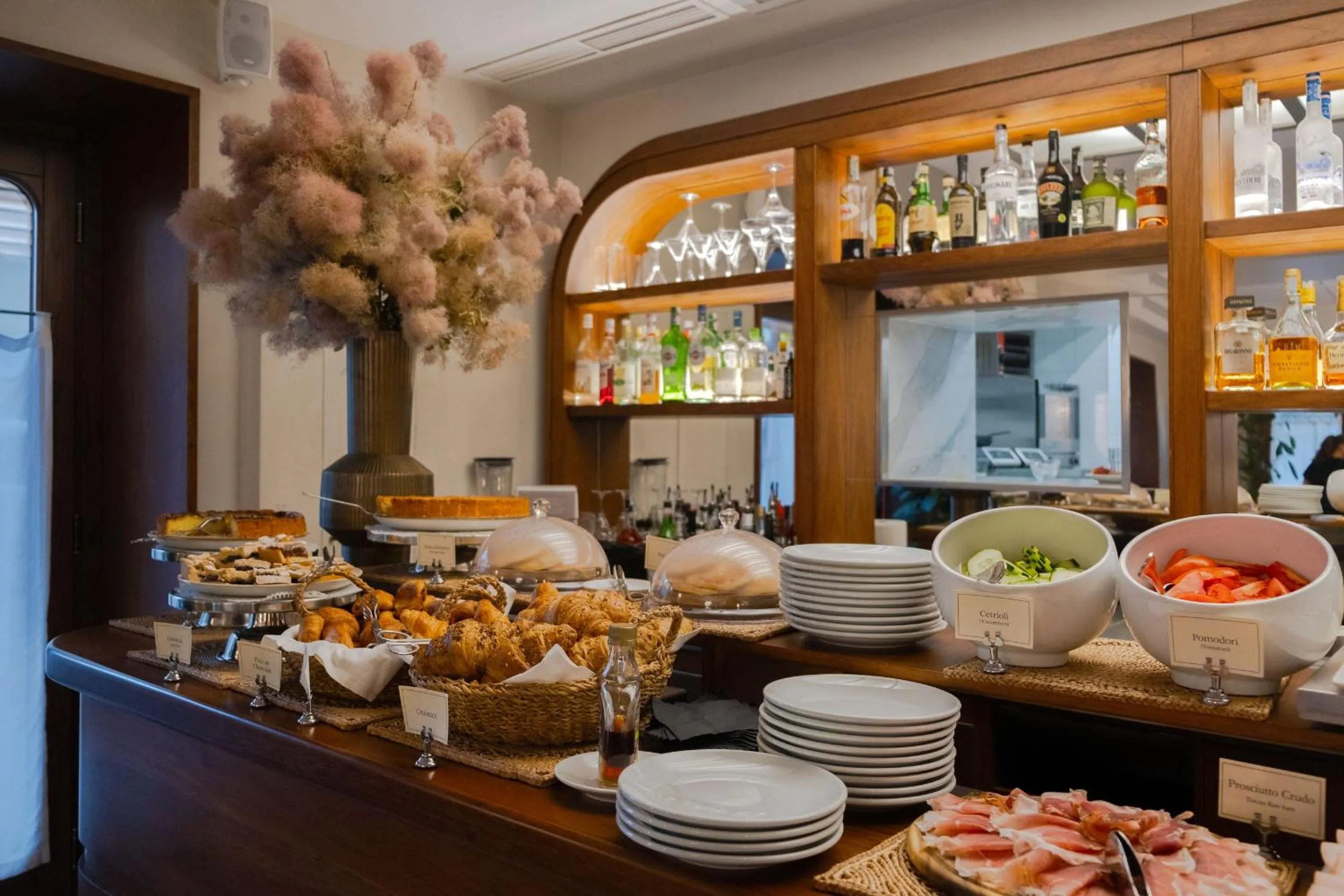 Food in c-hotels Club