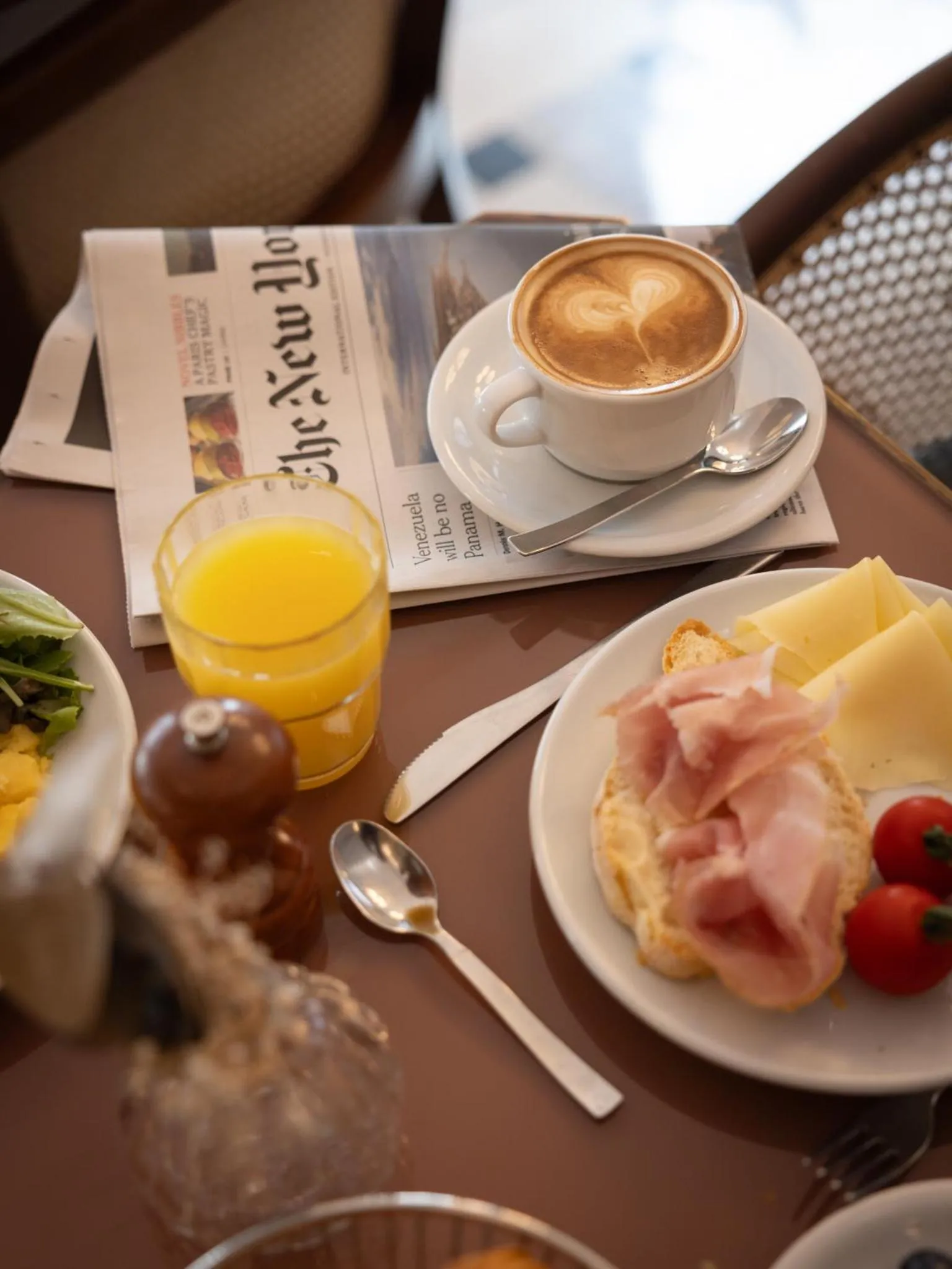 Lounge or bar in c-hotels Club